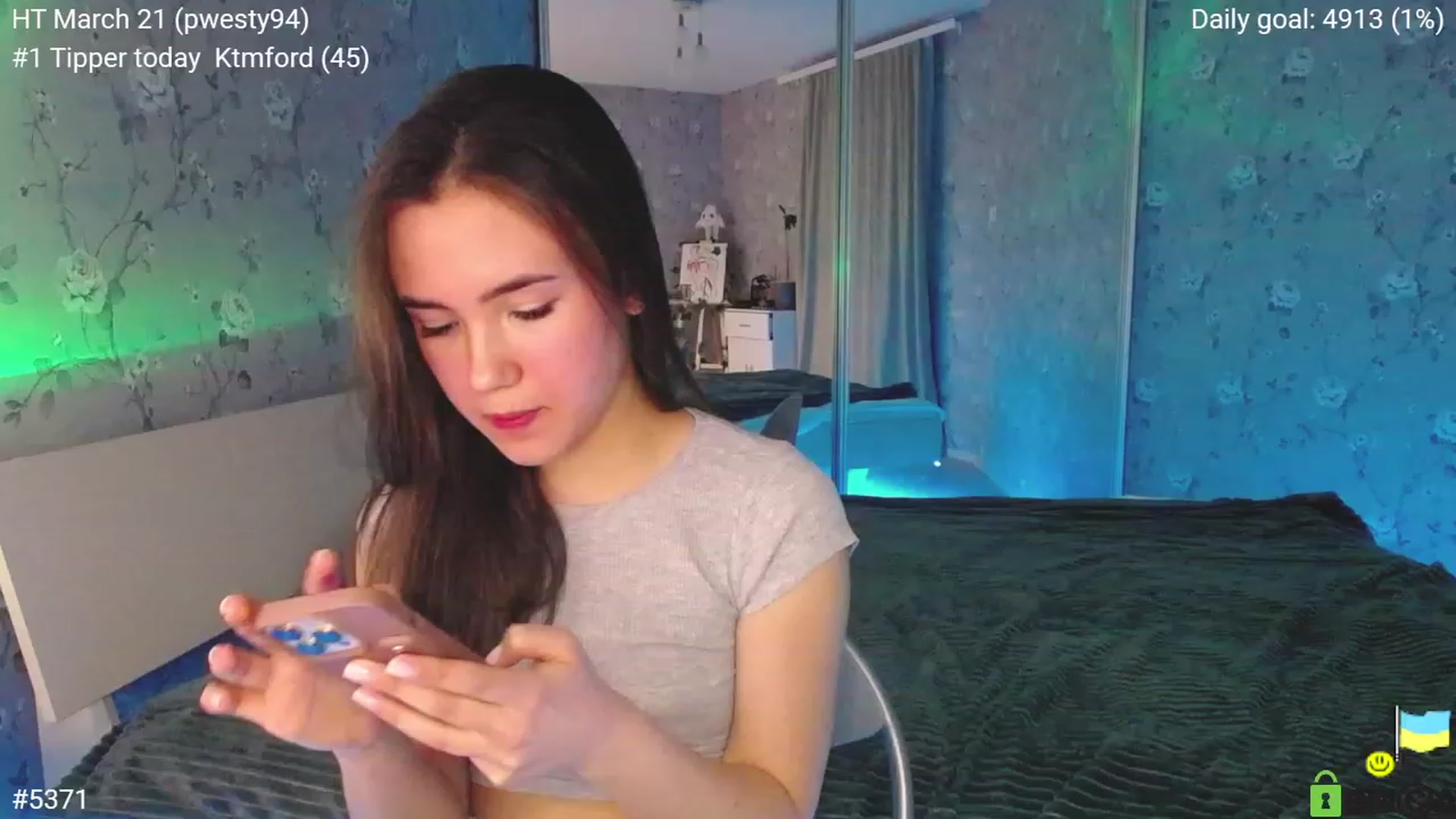 Gallery image thumbnail from tenderlyPoli's myfreecams stream on, 03/02/2023, 21:51 image 9 of 20