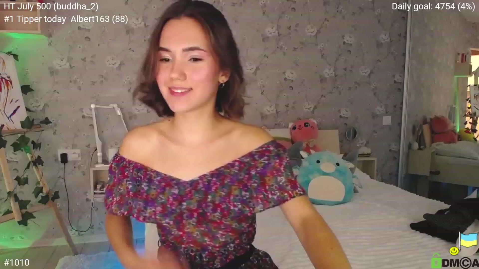 Gallery image thumbnail from tenderlyPoli's myfreecams stream on, 08/26/2023, 18:00 image 12 of 20