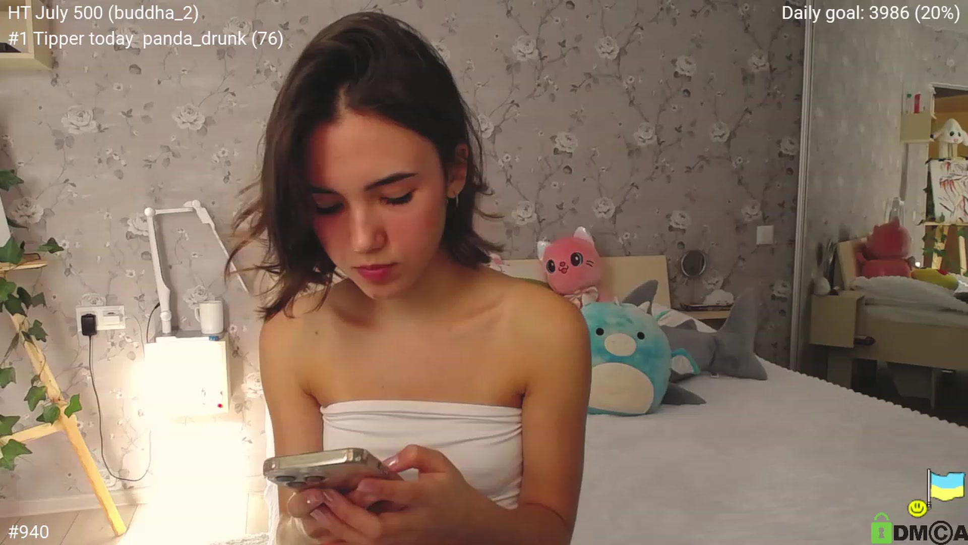 Gallery image thumbnail from tenderlyPoli's myfreecams stream on, 08/27/2023, 14:17 image 14 of 20