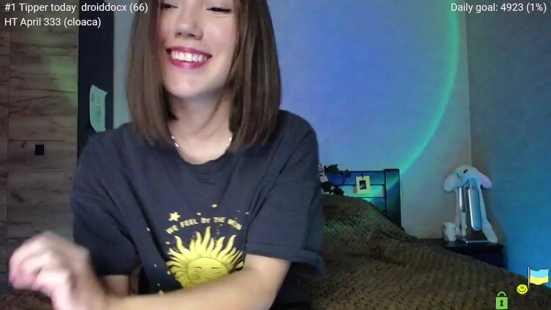 Gallery image thumbnail from tenderlyPoli's myfreecams stream on, 04/08/2024, 20:32 image 15 of 20