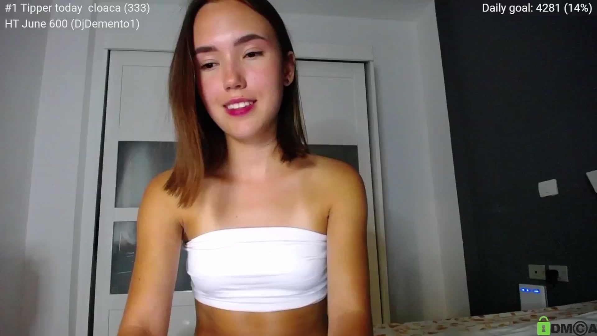 Gallery image thumbnail from tenderlyPoli's myfreecams stream on, 06/08/2024, 19:29 image 4 of 20