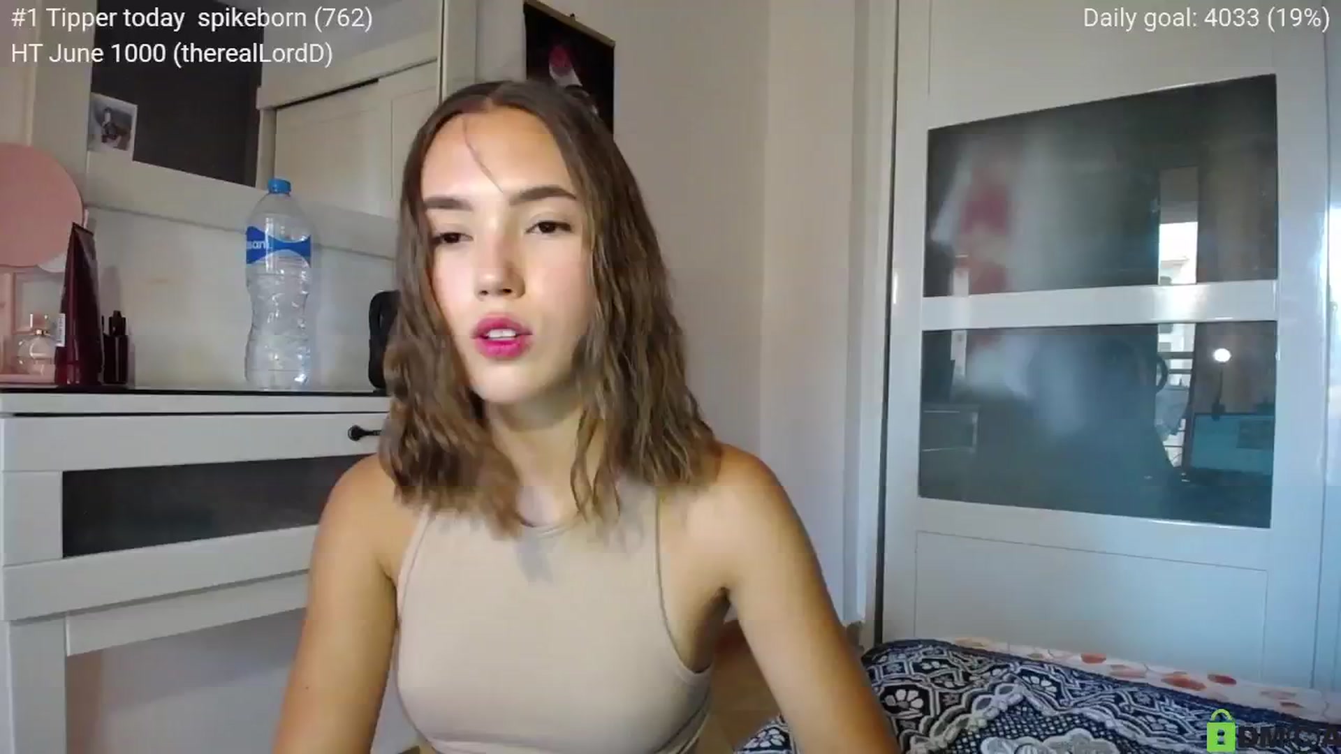 Gallery image thumbnail from tenderlyPoli's myfreecams stream on, 06/14/2024, 15:24 image 11 of 20