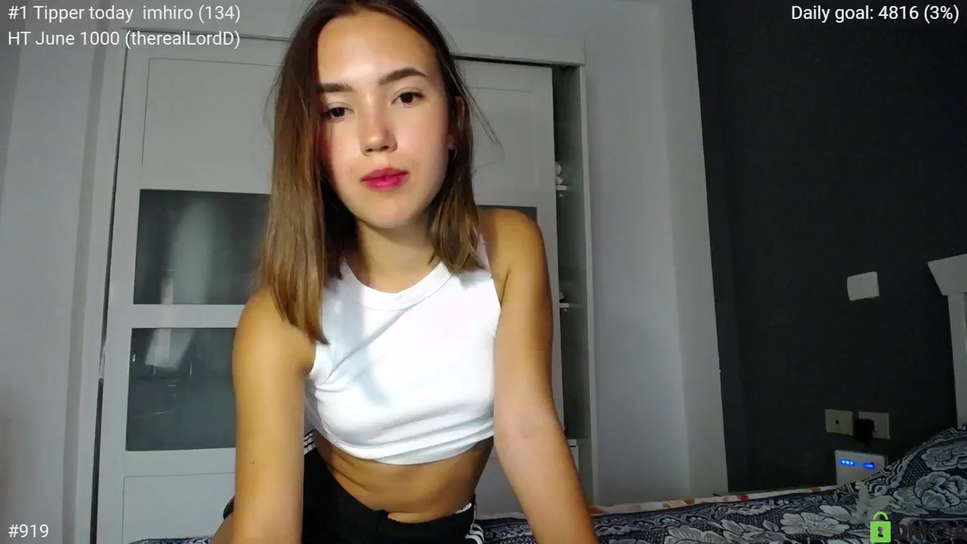 Gallery image thumbnail from tenderlyPoli's myfreecams stream on, 06/16/2024, 16:13 image 16 of 20