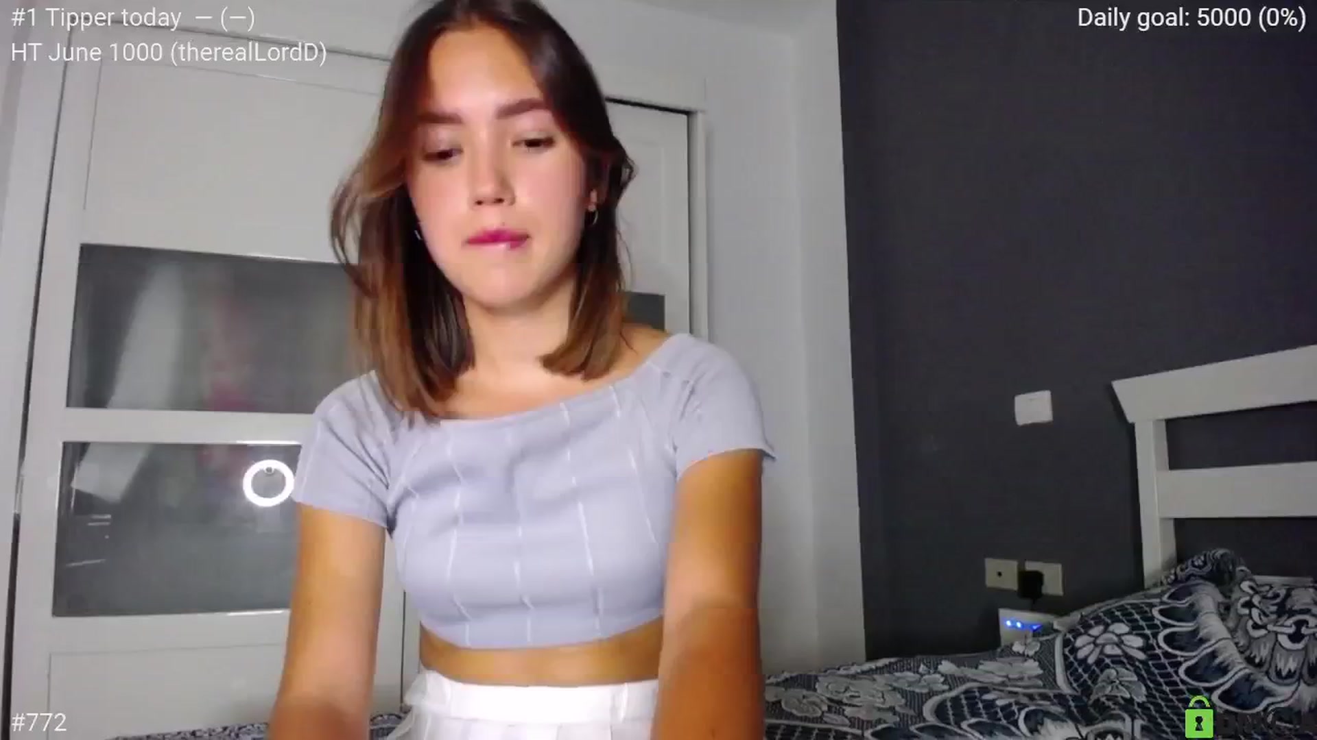 Gallery image thumbnail from tenderlyPoli's myfreecams stream on, 06/18/2024, 17:56 image 8 of 20