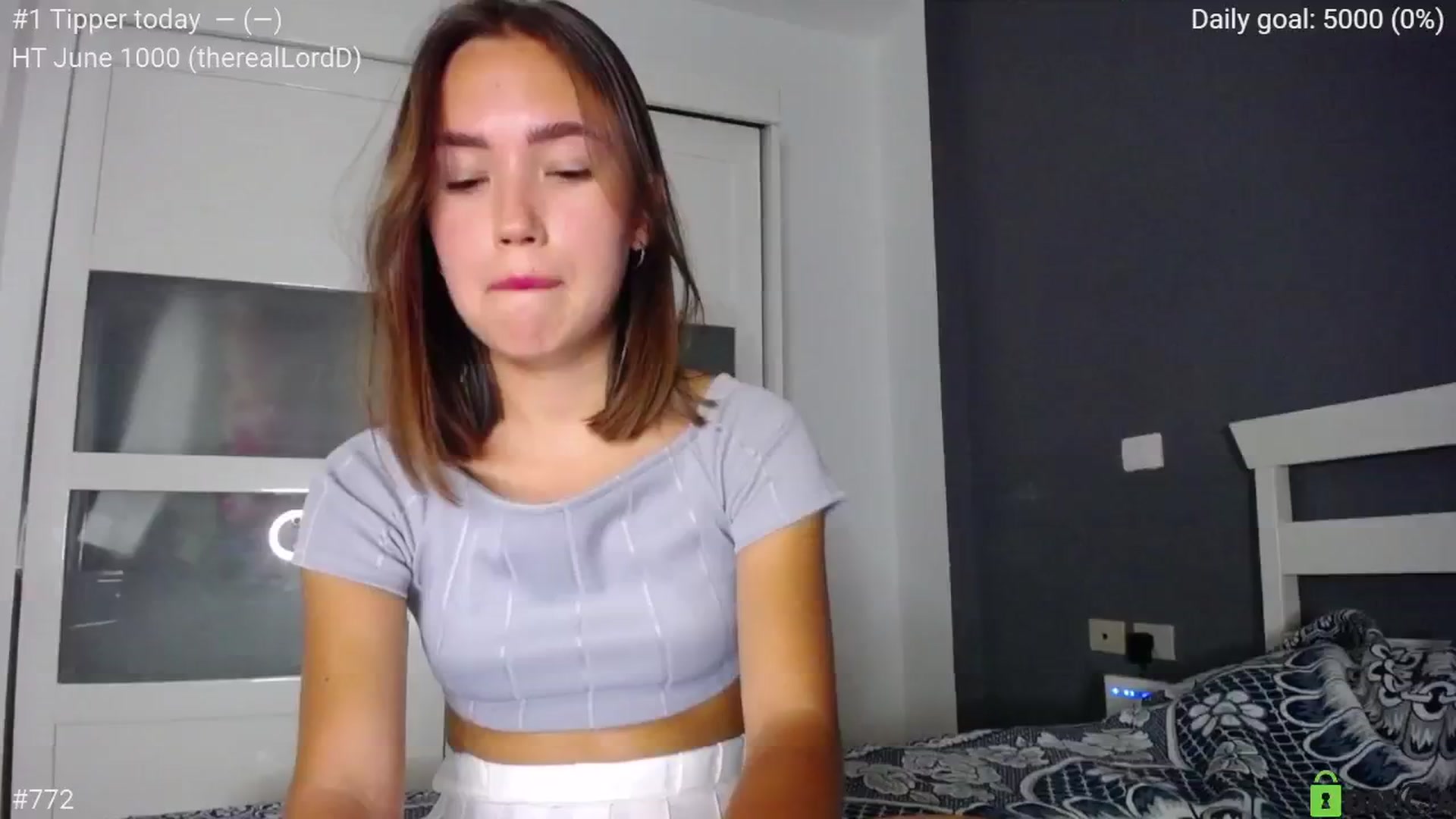 Gallery image thumbnail from tenderlyPoli's myfreecams stream on, 06/18/2024, 17:56 image 9 of 20