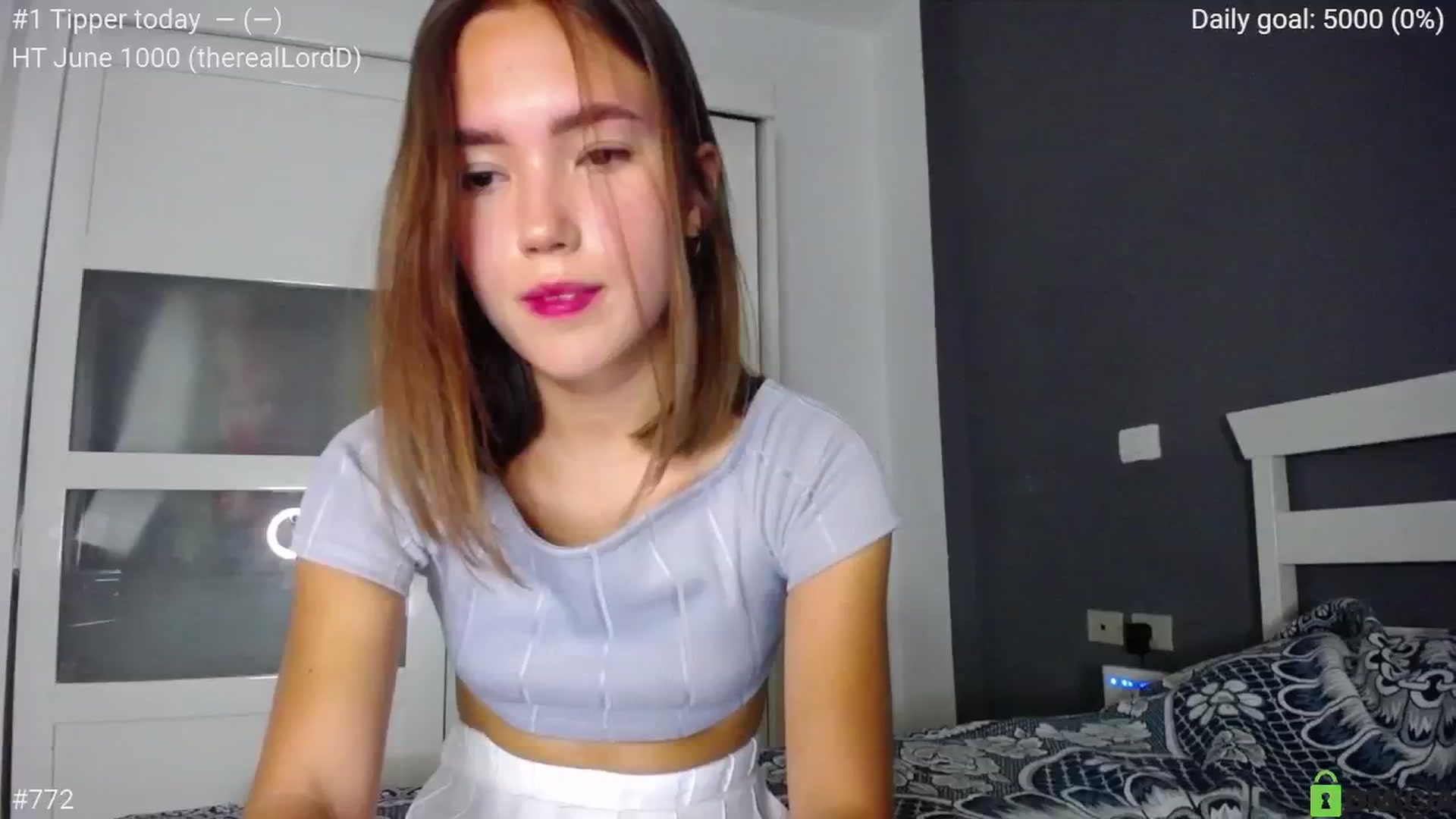 Gallery image thumbnail from tenderlyPoli's myfreecams stream on, 06/18/2024, 17:56 image 3 of 20