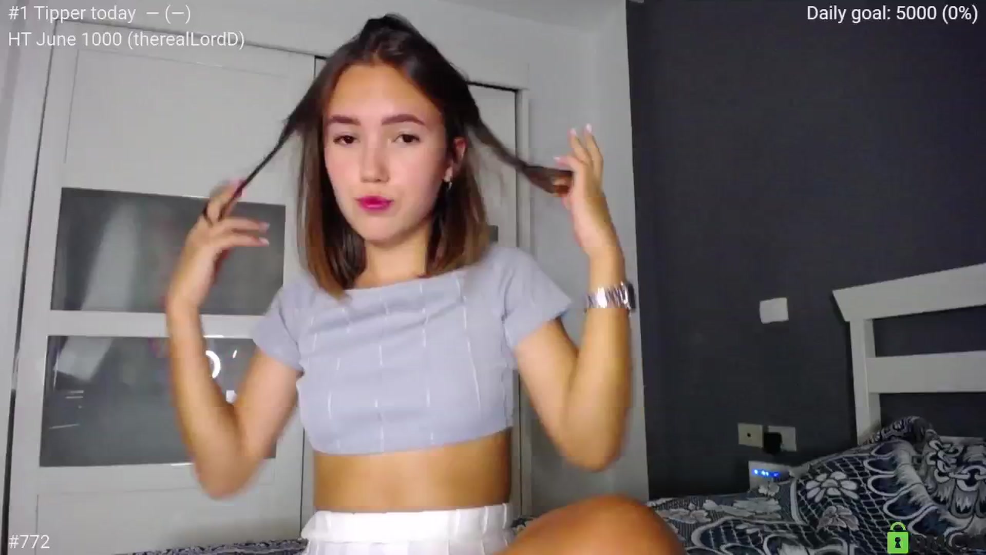 Gallery image thumbnail from tenderlyPoli's myfreecams stream on, 06/18/2024, 17:56 image 7 of 20