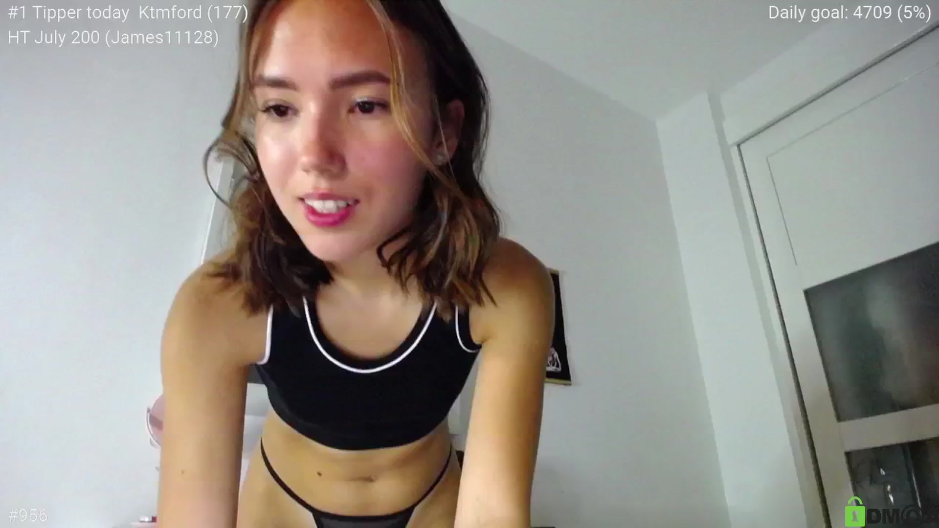 Gallery image thumbnail from tenderlyPoli's myfreecams stream on, 07/06/2024, 18:03 image 17 of 20