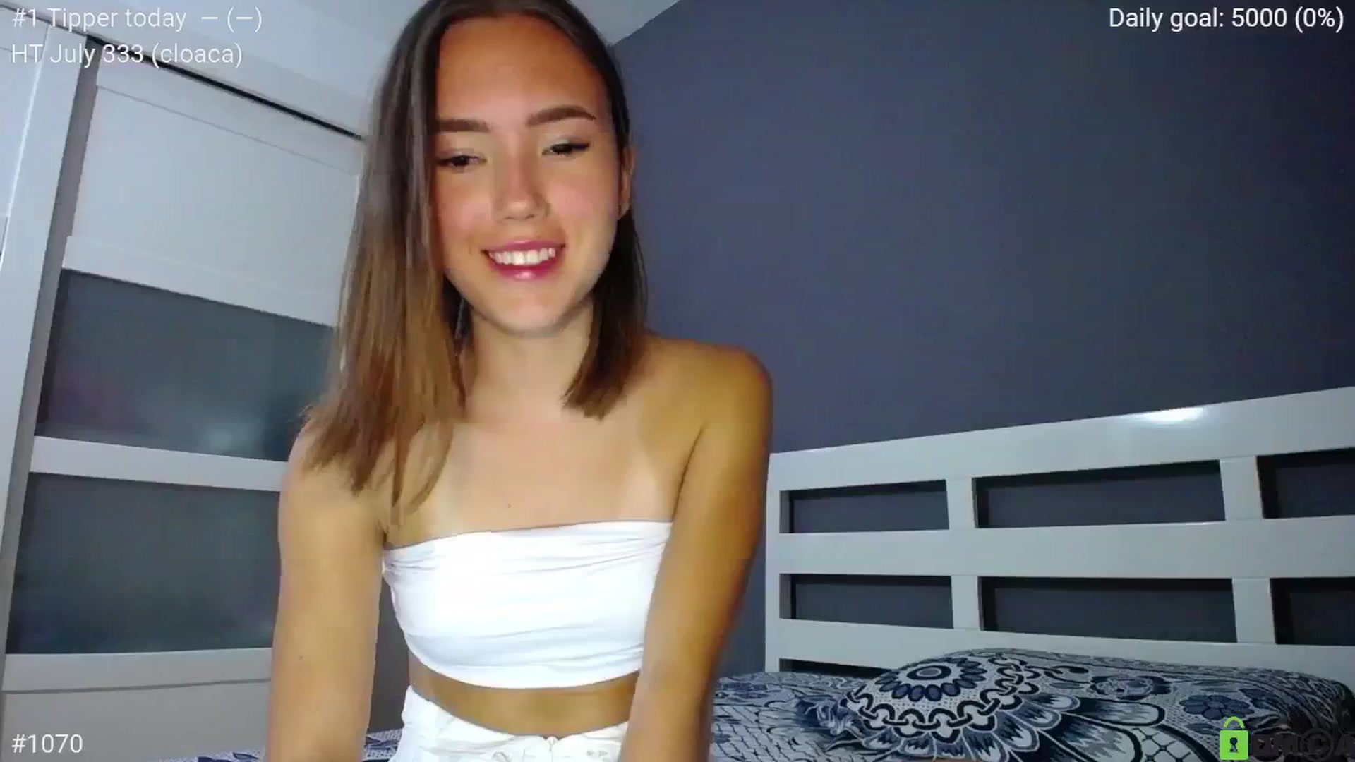 Gallery image thumbnail from tenderlyPoli's myfreecams stream on, 07/17/2024, 18:31 image 19 of 20