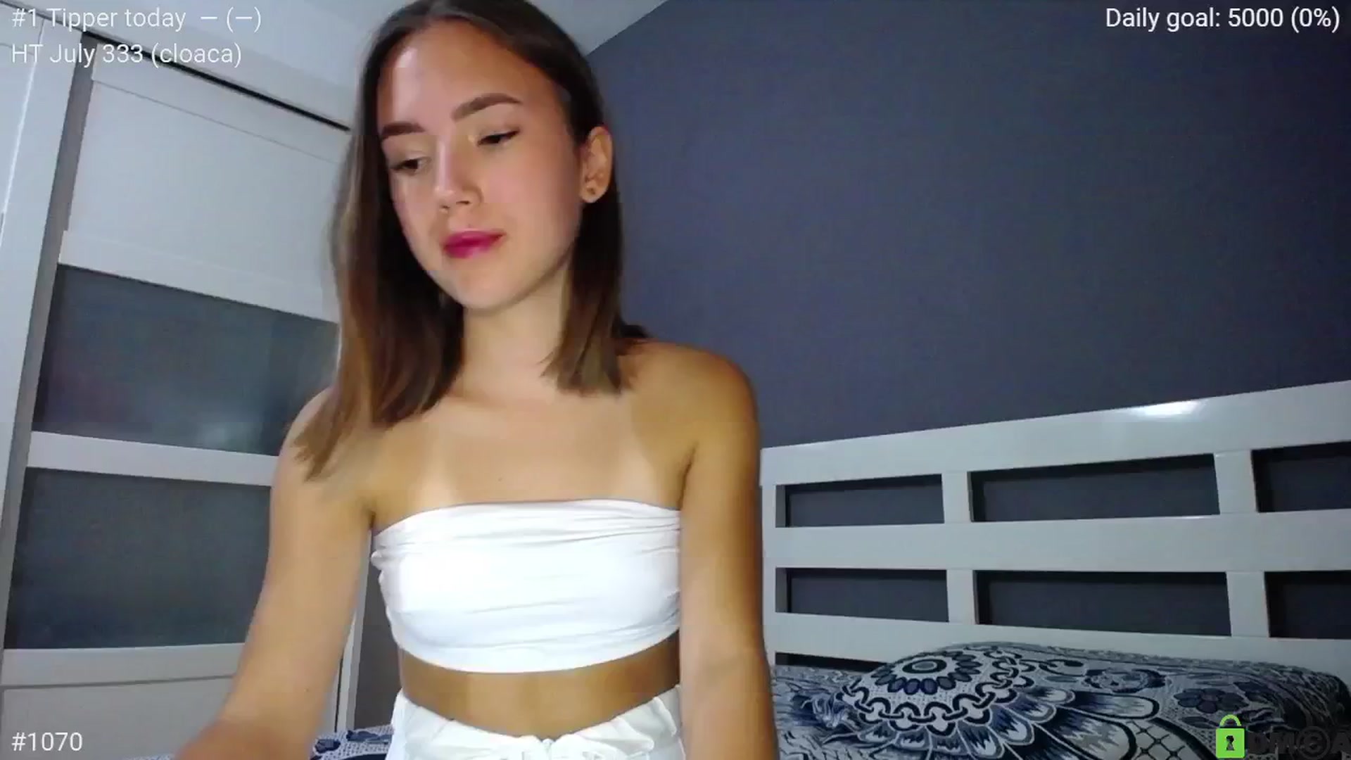 Gallery image thumbnail from tenderlyPoli's myfreecams stream on, 07/17/2024, 18:31 image 15 of 20