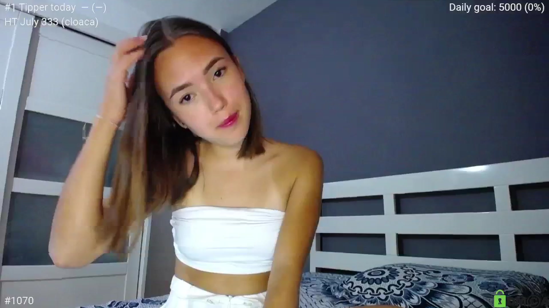 Gallery image thumbnail from tenderlyPoli's myfreecams stream on, 07/17/2024, 18:31 image 20 of 20