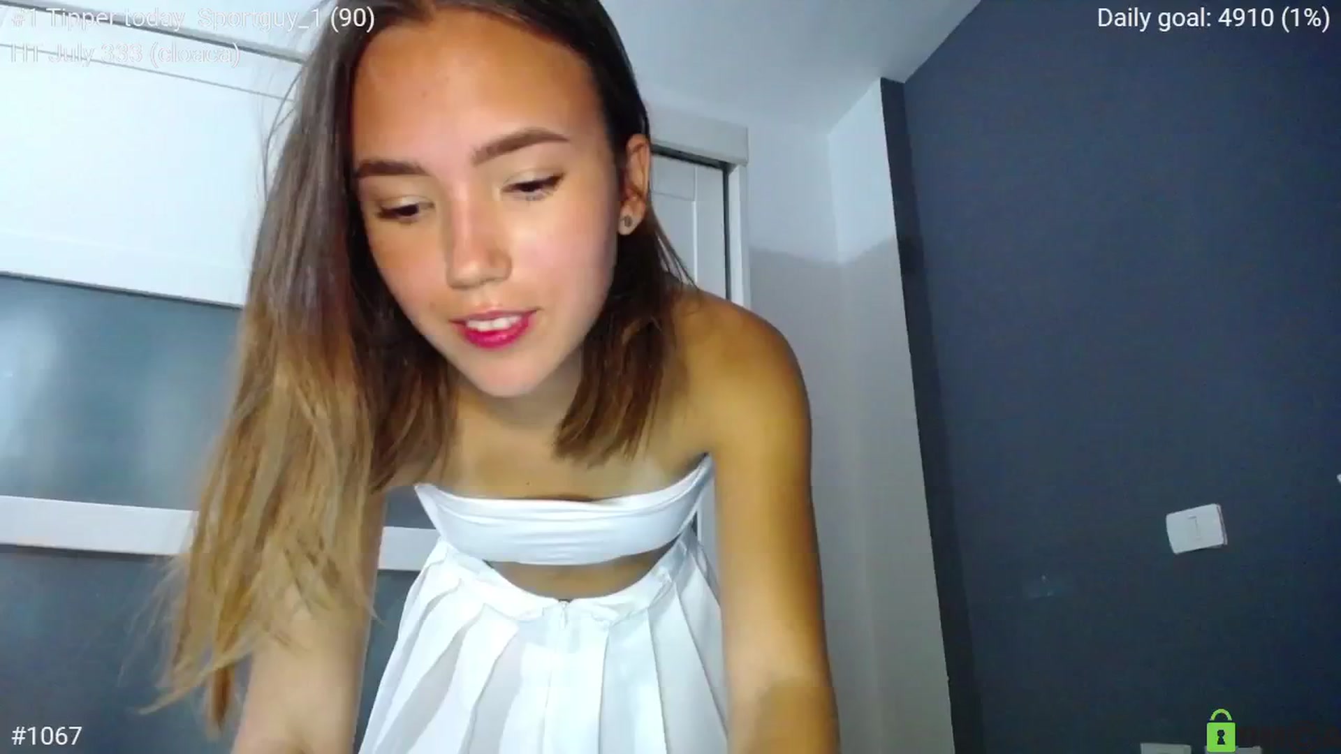 Gallery image thumbnail from tenderlyPoli's myfreecams stream on, 07/17/2024, 19:14 image 11 of 20