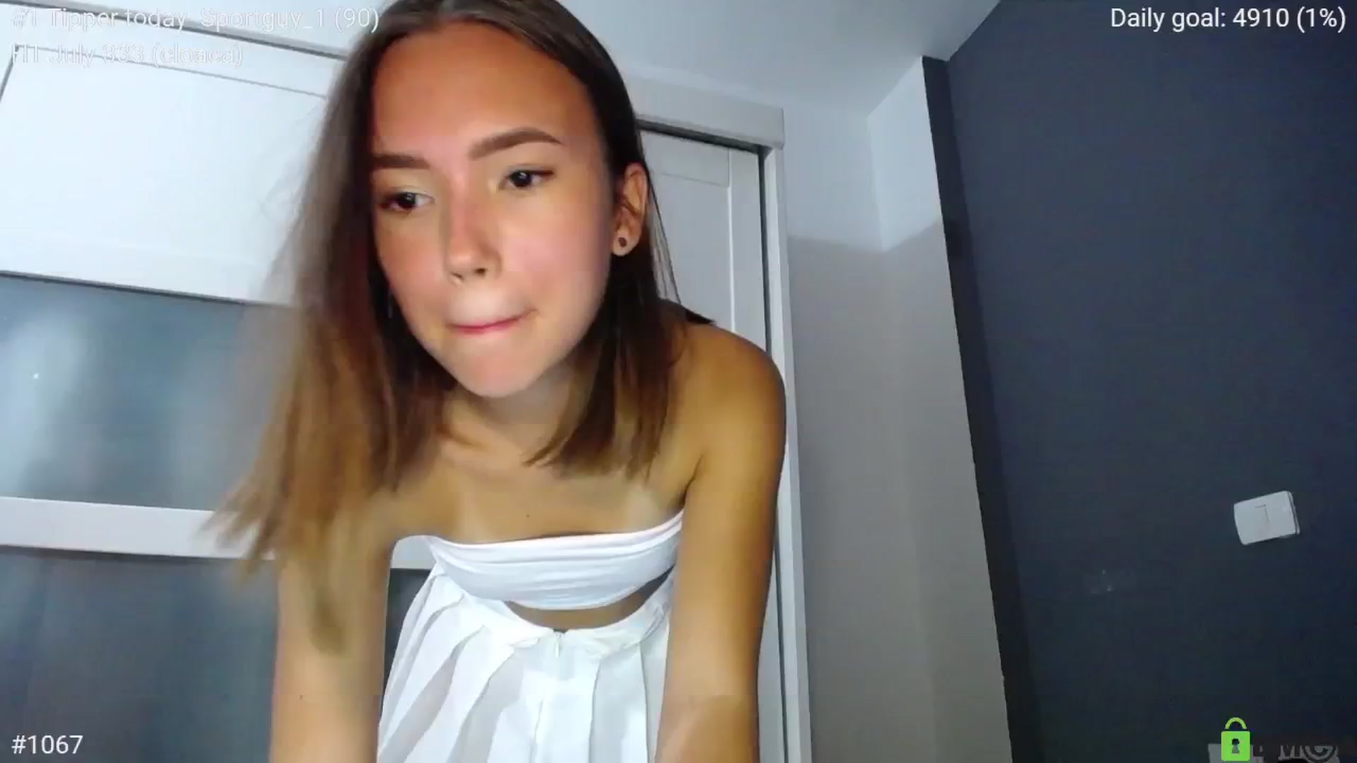 Gallery image thumbnail from tenderlyPoli's myfreecams stream on, 07/17/2024, 19:14 image 14 of 20