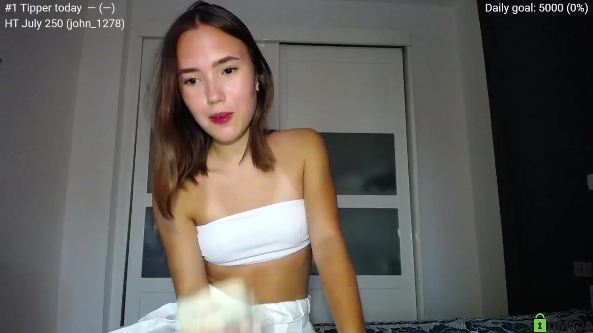 Gallery image thumbnail from tenderlyPoli's myfreecams stream on, 08/03/2024, 16:49 image 7 of 20
