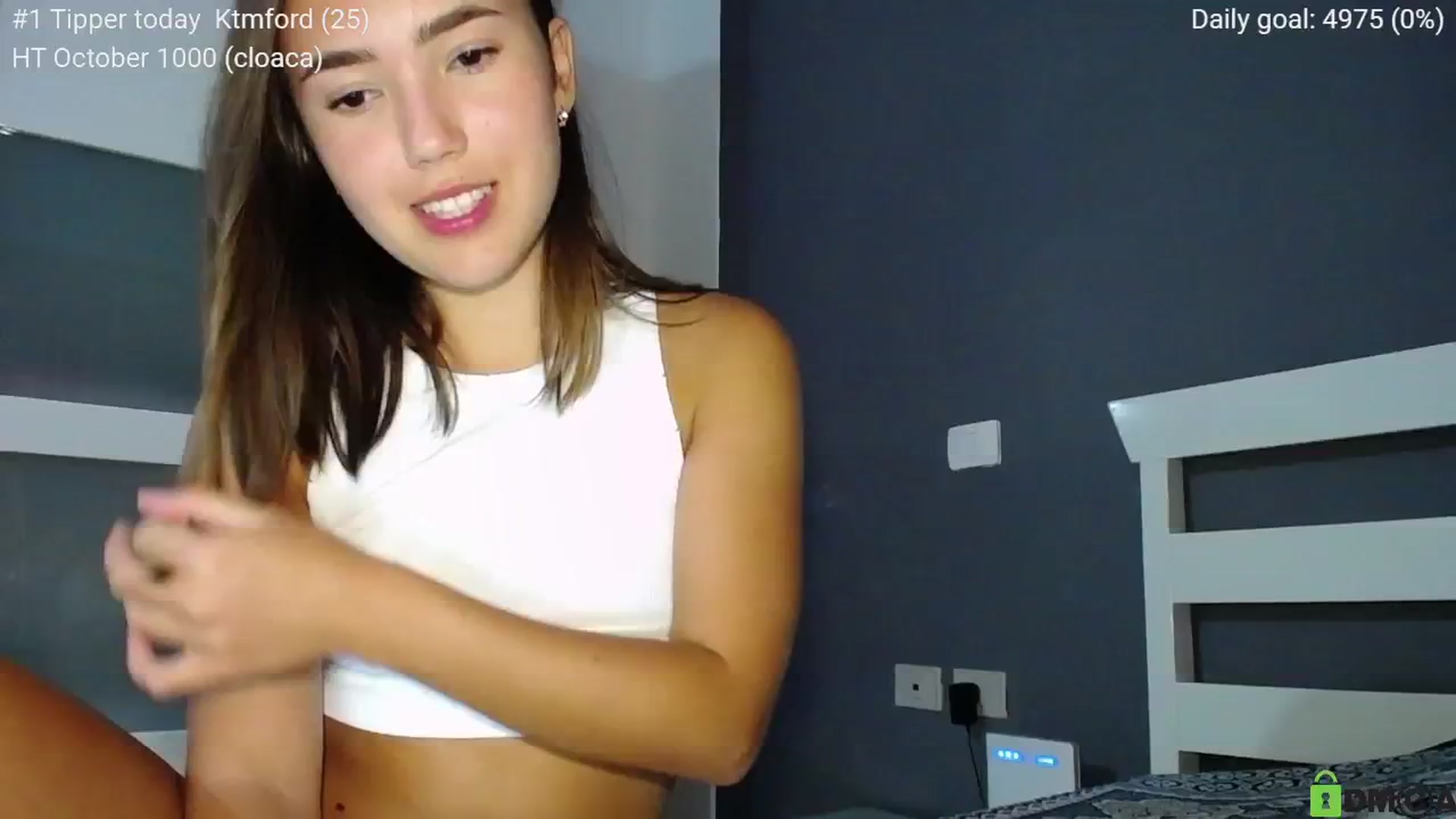 Gallery image thumbnail from tenderlyPoli's myfreecams stream on, 10/22/2024, 20:52 image 9 of 20