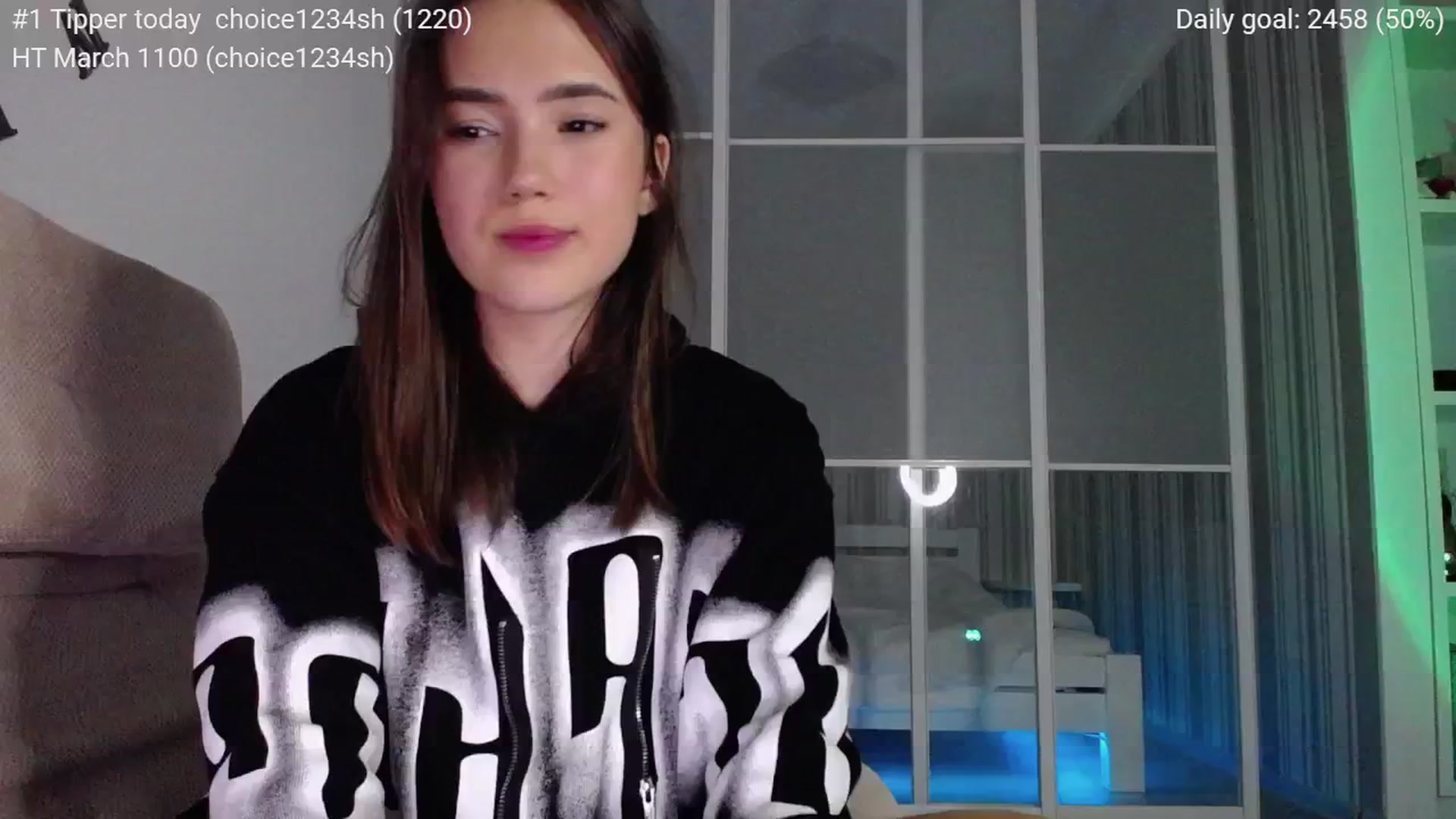 Gallery image thumbnail from tenderlyPoli's myfreecams stream on, 03/26/2025, 01:17 image 16 of 20