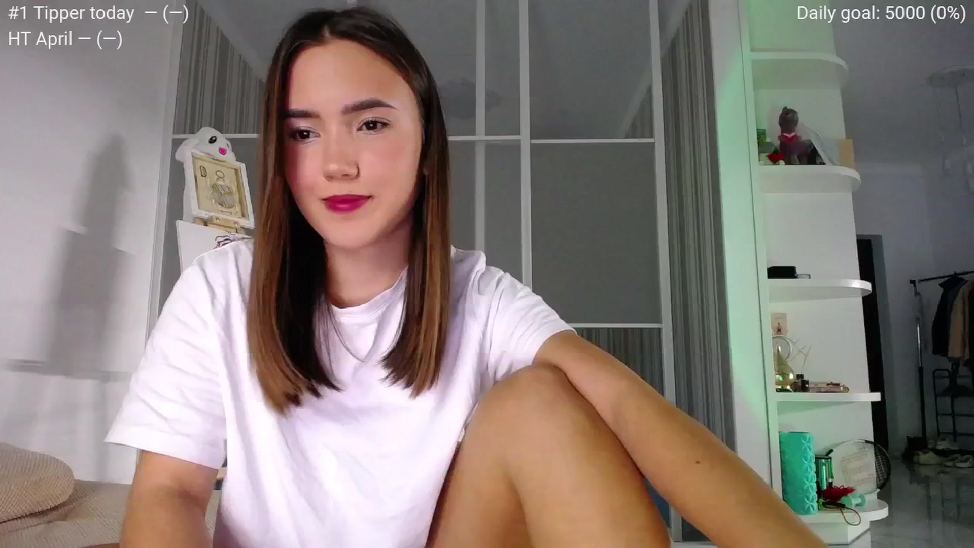 Gallery image thumbnail from tenderlyPoli's myfreecams stream on, 04/02/2025, 21:00 image 9 of 20