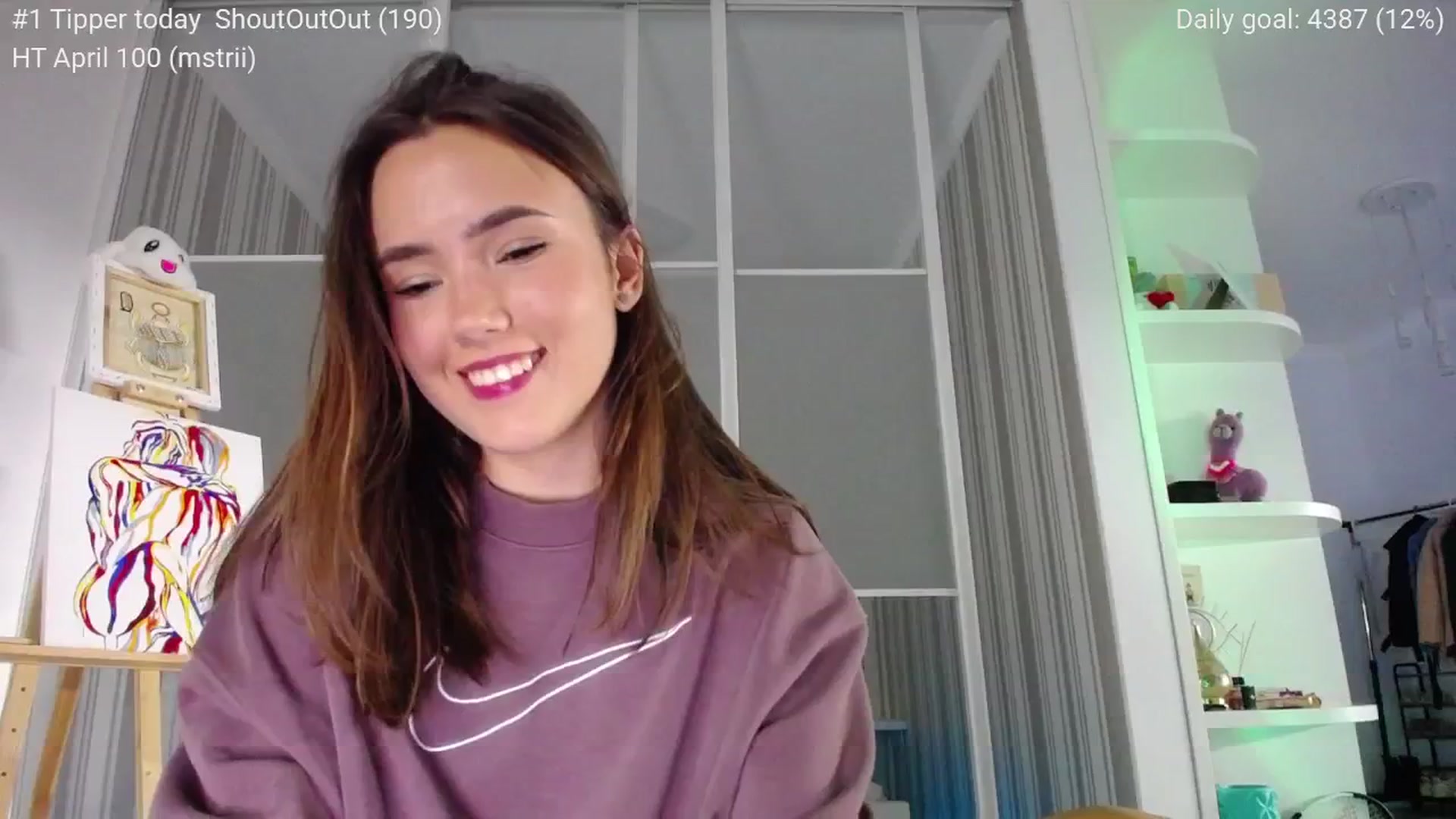 Gallery image thumbnail from tenderlyPoli's myfreecams stream on, 04/04/2025, 24:19 image 15 of 20