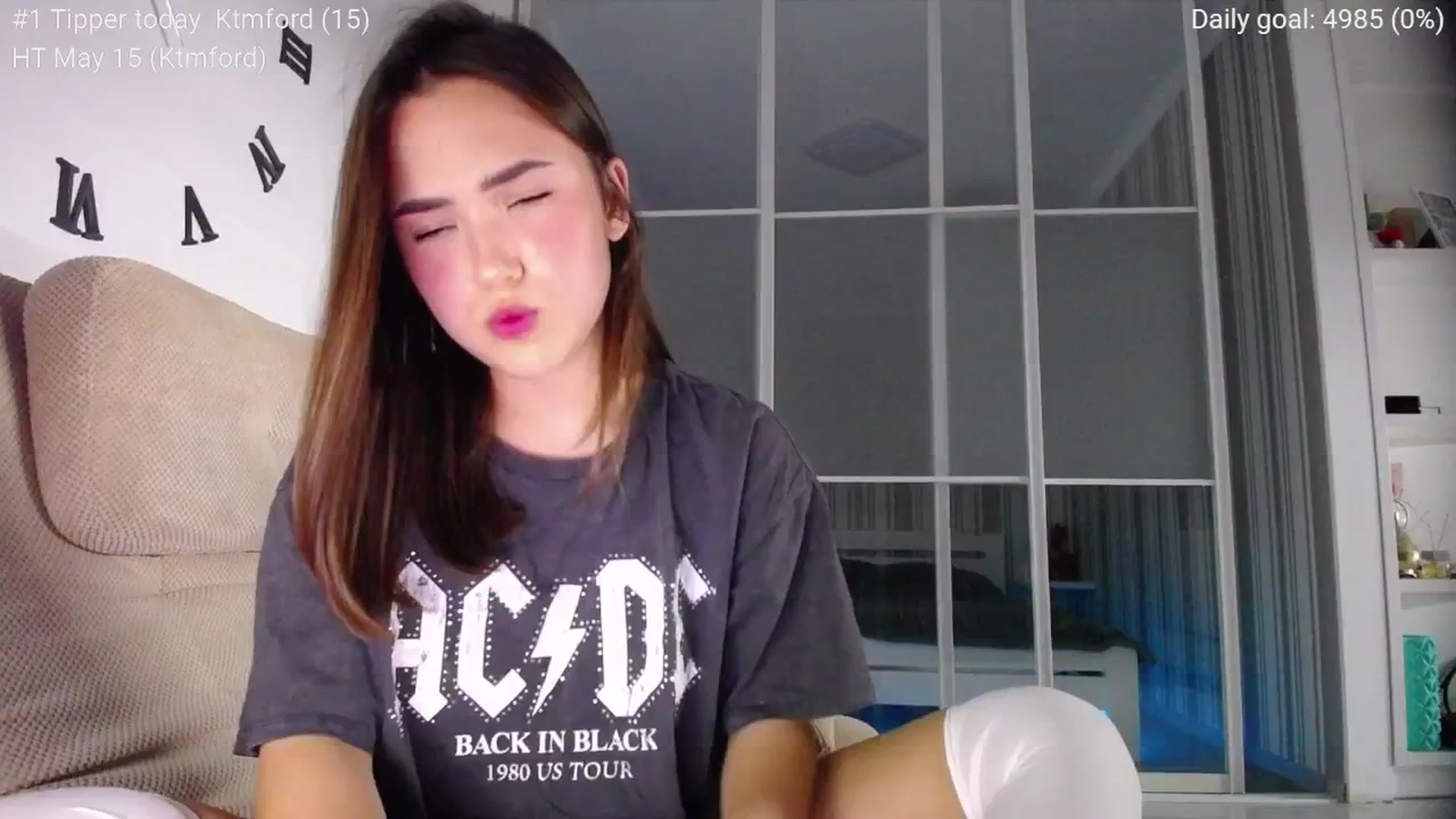 Gallery image thumbnail from tenderlyPoli's myfreecams stream on, 05/12/2025, 19:35 image 4 of 20