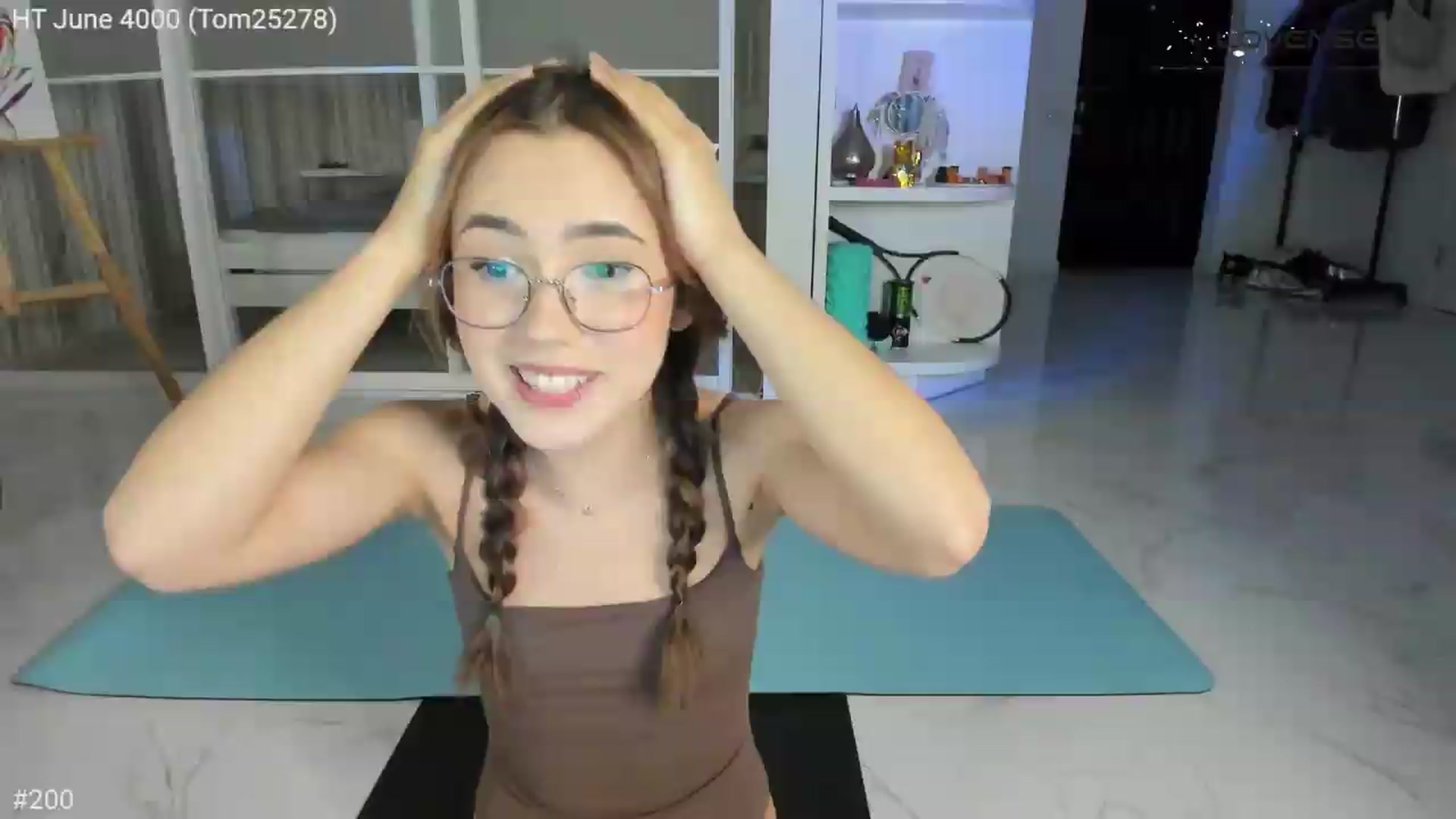 Gallery image thumbnail from tenderlyPoli's myfreecams stream on, 06/27/2026, 21:16 image 9 of 20