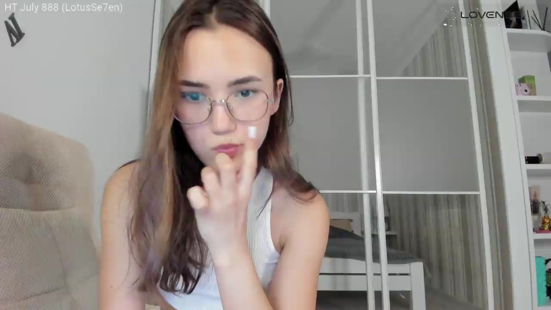 Gallery image thumbnail from tenderlyPoli's myfreecams stream on, 07/06/2026, 23:32 image 6 of 20