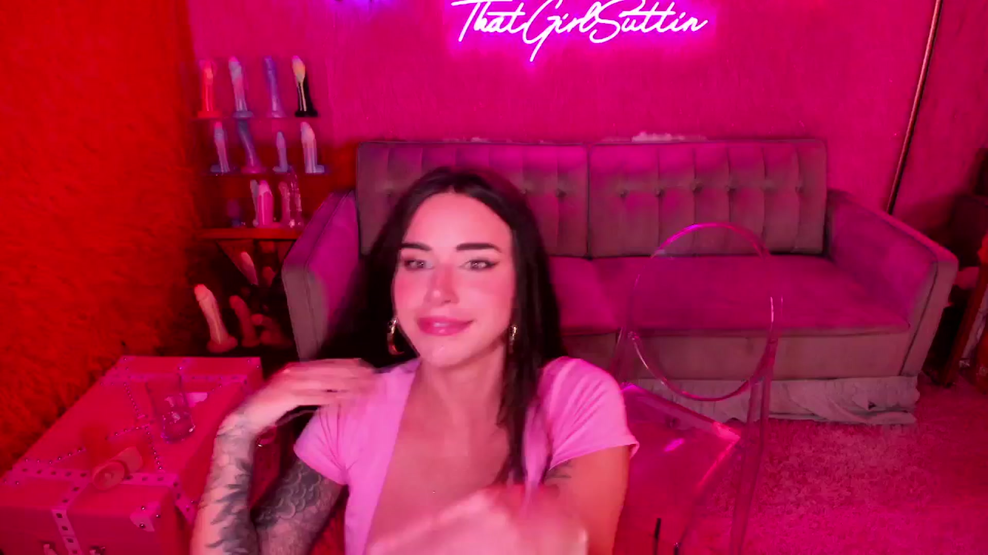 Gallery image thumbnail from thatgrlsuttin's myfreecams stream on, 06/04/2024, 05:31 image 18 of 20