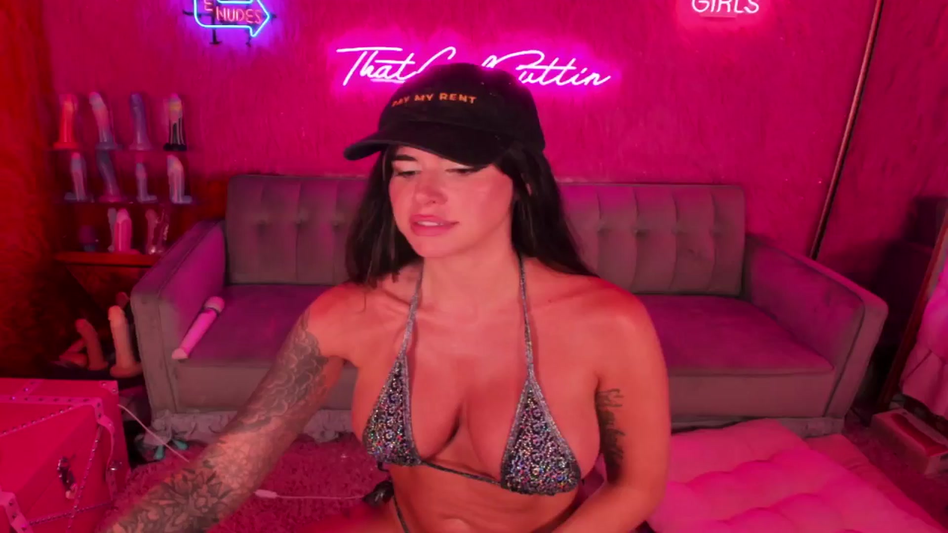 Gallery image thumbnail from thatgrlsuttin's myfreecams stream on, 07/02/2024, 03:13 image 8 of 20