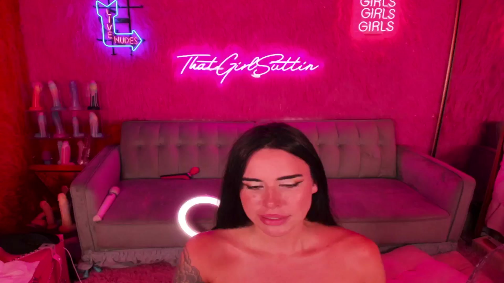 Gallery image thumbnail from thatgrlsuttin's myfreecams stream on, 07/02/2024, 04:08 image 20 of 20
