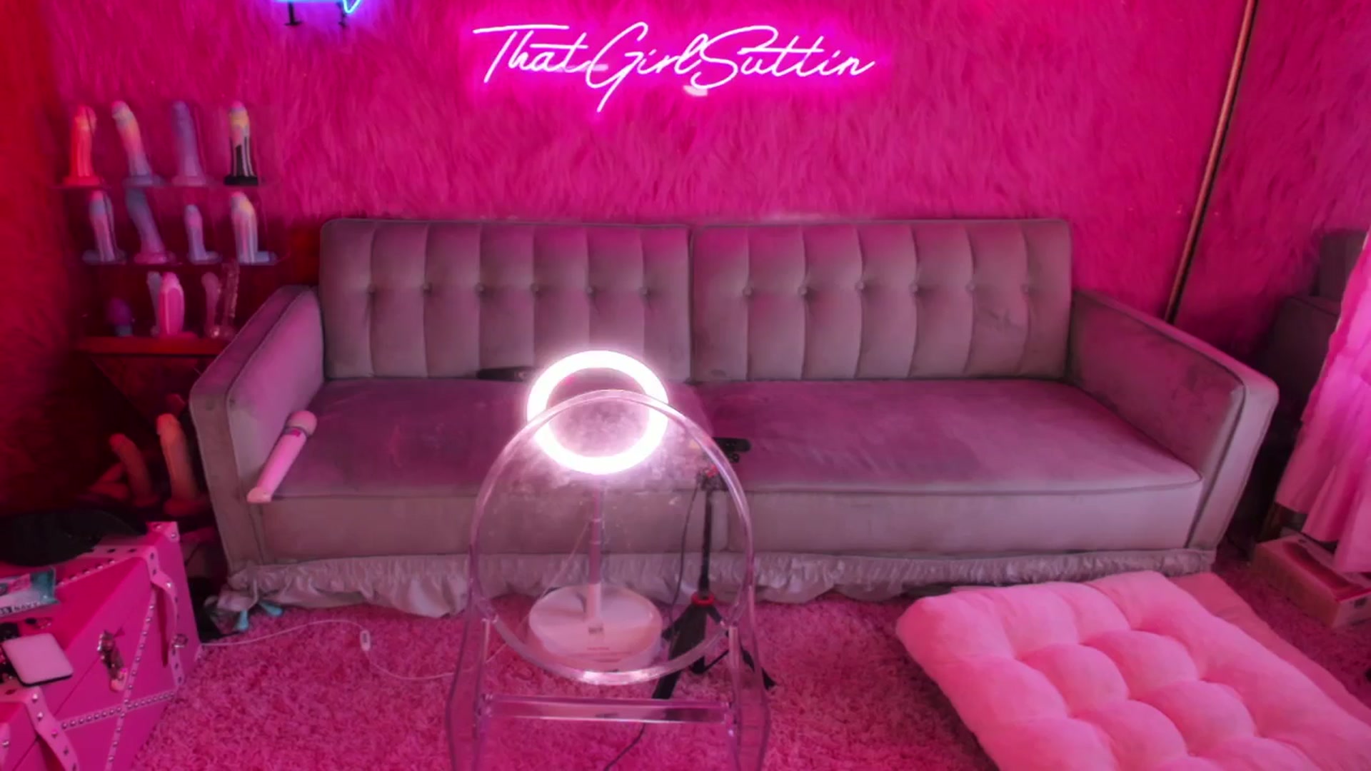 Gallery image thumbnail from thatgrlsuttin's myfreecams stream on, 07/03/2024, 24:53 image 13 of 20