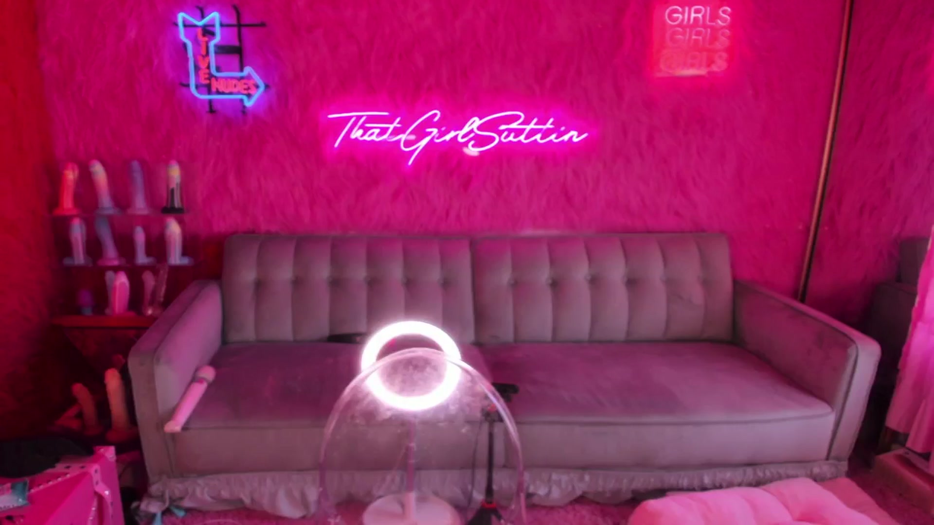 Gallery image thumbnail from thatgrlsuttin's myfreecams stream on, 07/03/2024, 24:53 image 3 of 20