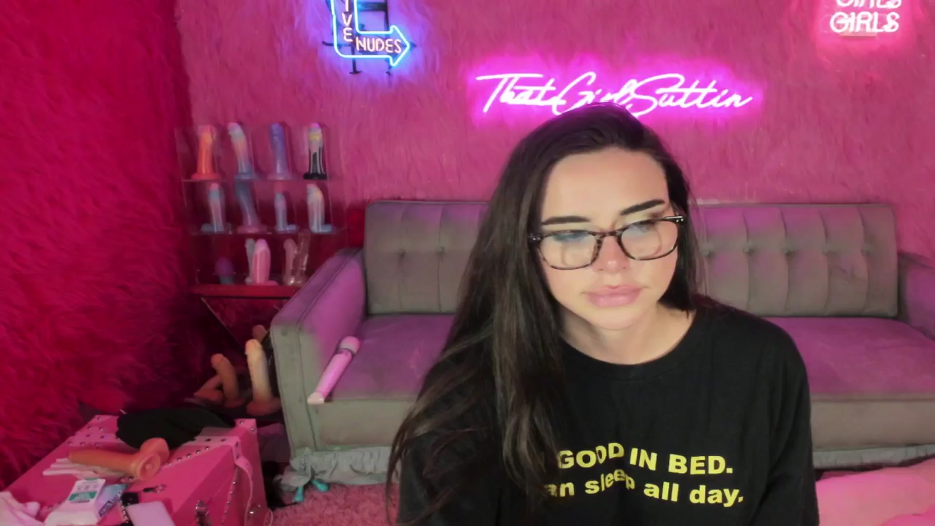 Gallery image thumbnail from thatgrlsuttin's myfreecams stream on, 07/03/2024, 06:16 image 2 of 20