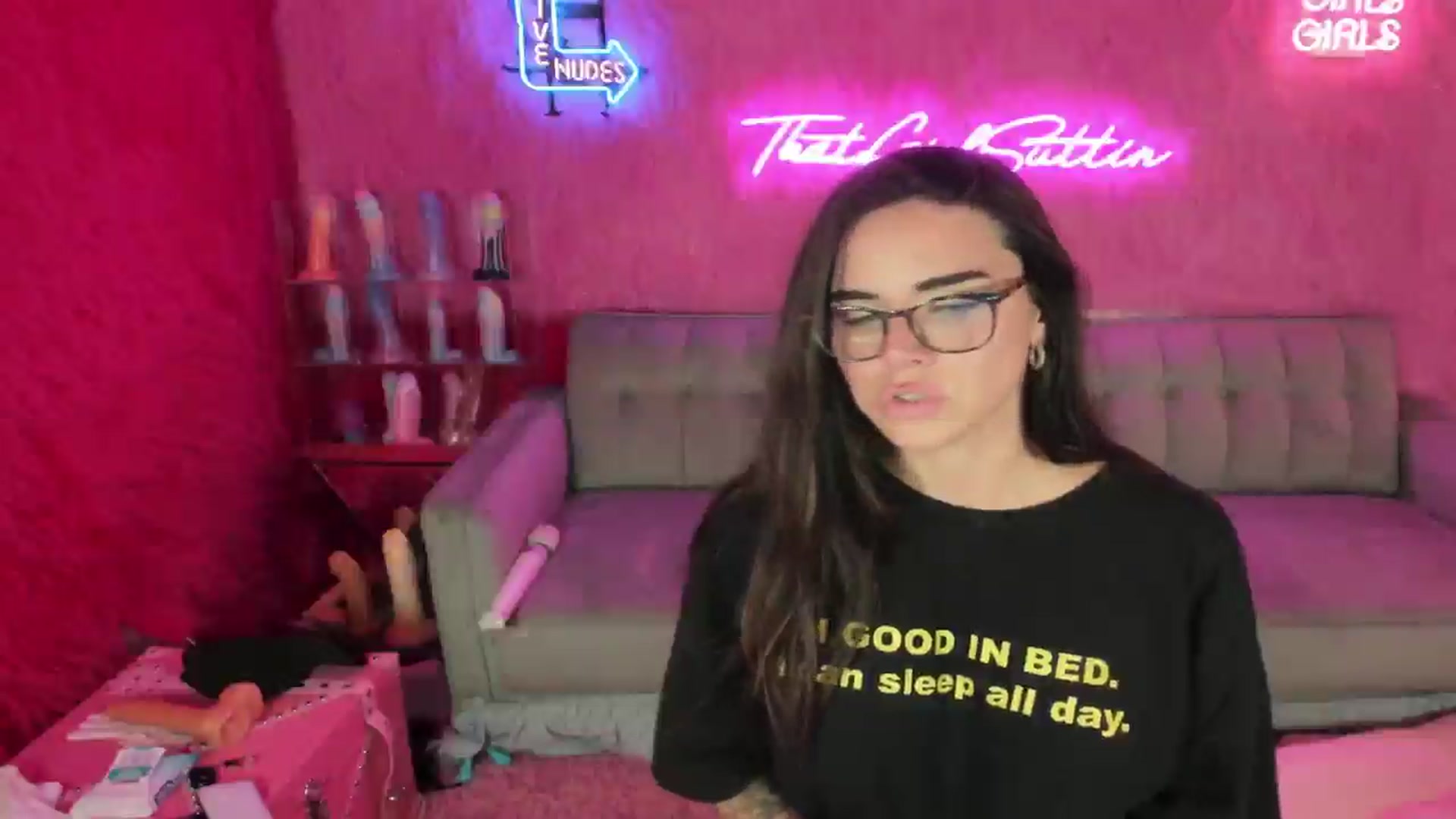 Gallery image thumbnail from thatgrlsuttin's myfreecams stream on, 07/03/2024, 06:16 image 10 of 20