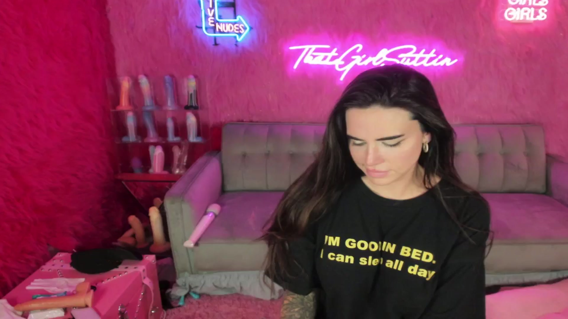 Gallery image thumbnail from thatgrlsuttin's myfreecams stream on, 07/03/2024, 06:39 image 2 of 20