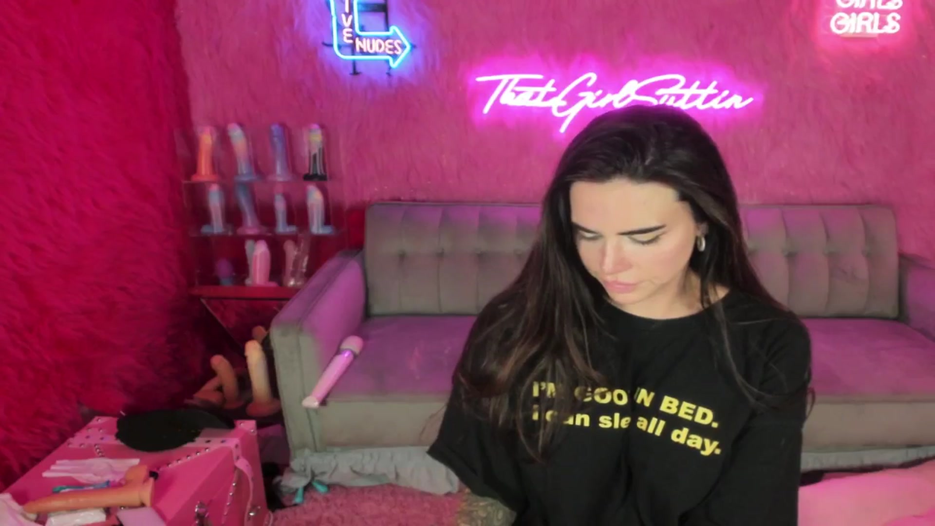 Gallery image thumbnail from thatgrlsuttin's myfreecams stream on, 07/03/2024, 06:39 image 3 of 20