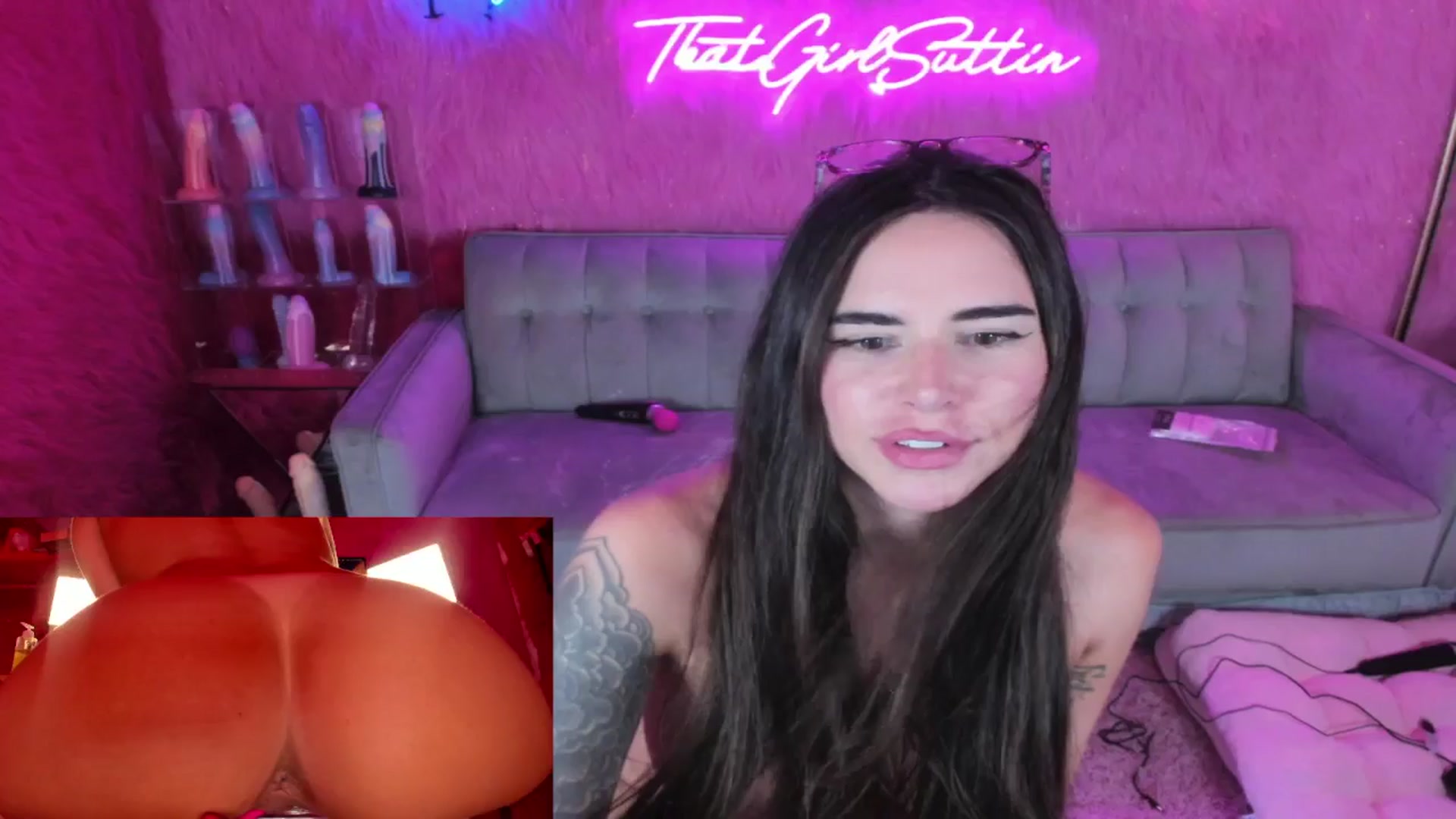 Gallery image thumbnail from thatgrlsuttin's myfreecams stream on, 07/08/2024, 04:10 image 12 of 20