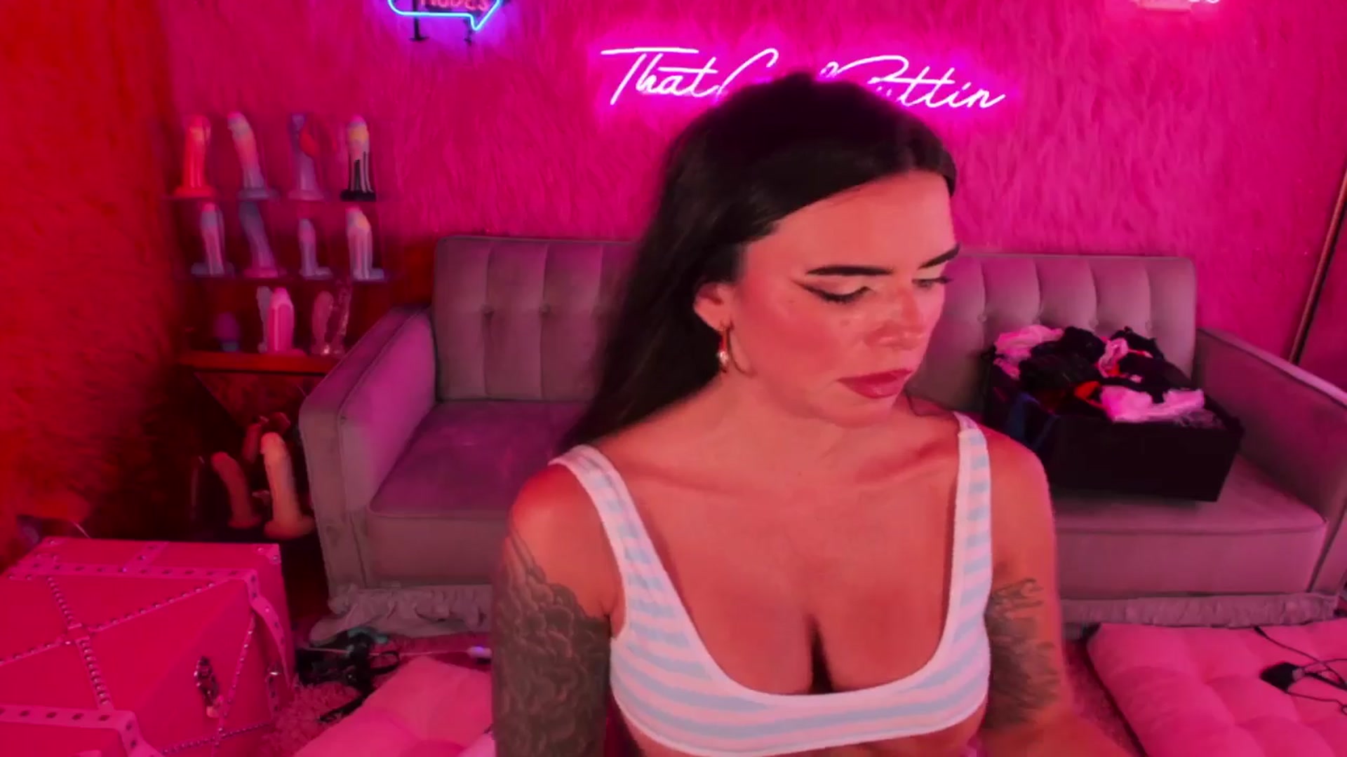 Gallery image thumbnail from thatgrlsuttin's myfreecams stream on, 07/11/2024, 22:50 image 19 of 20