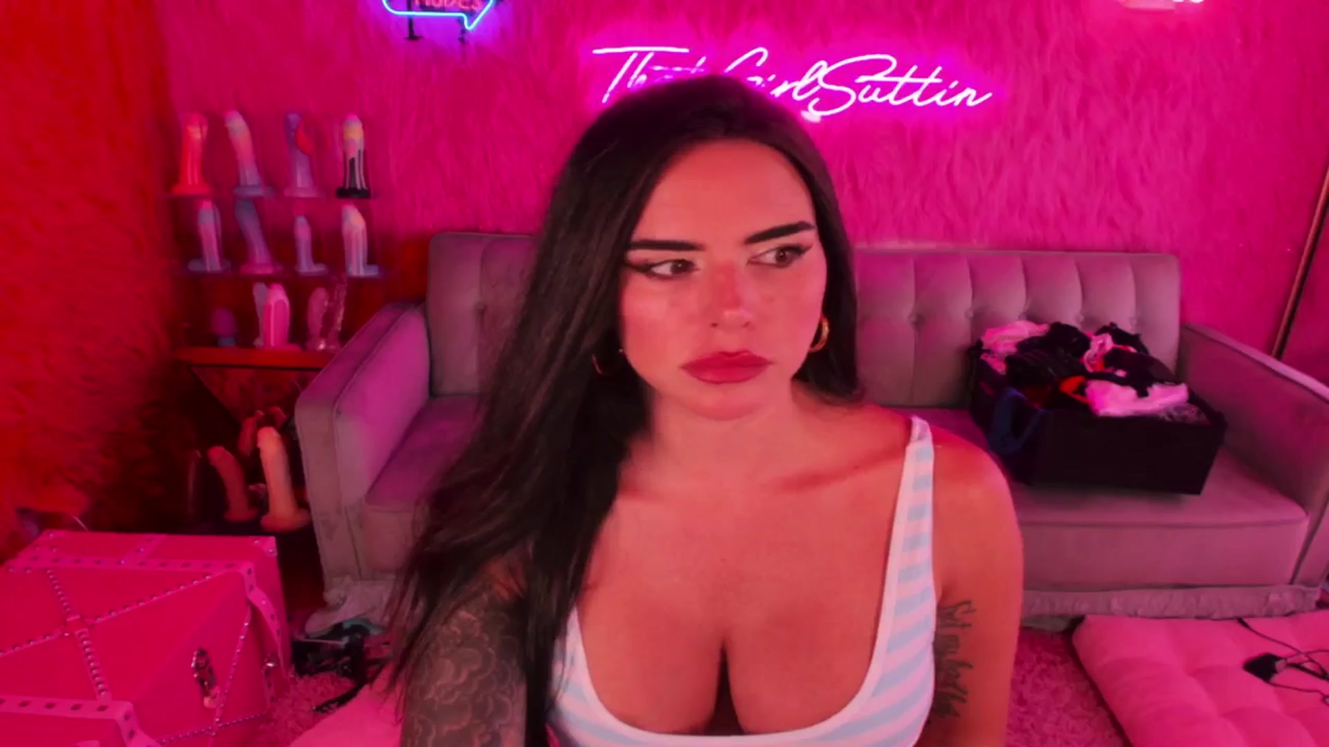 Gallery image thumbnail from thatgrlsuttin's myfreecams stream on, 07/11/2024, 22:50 image 5 of 20