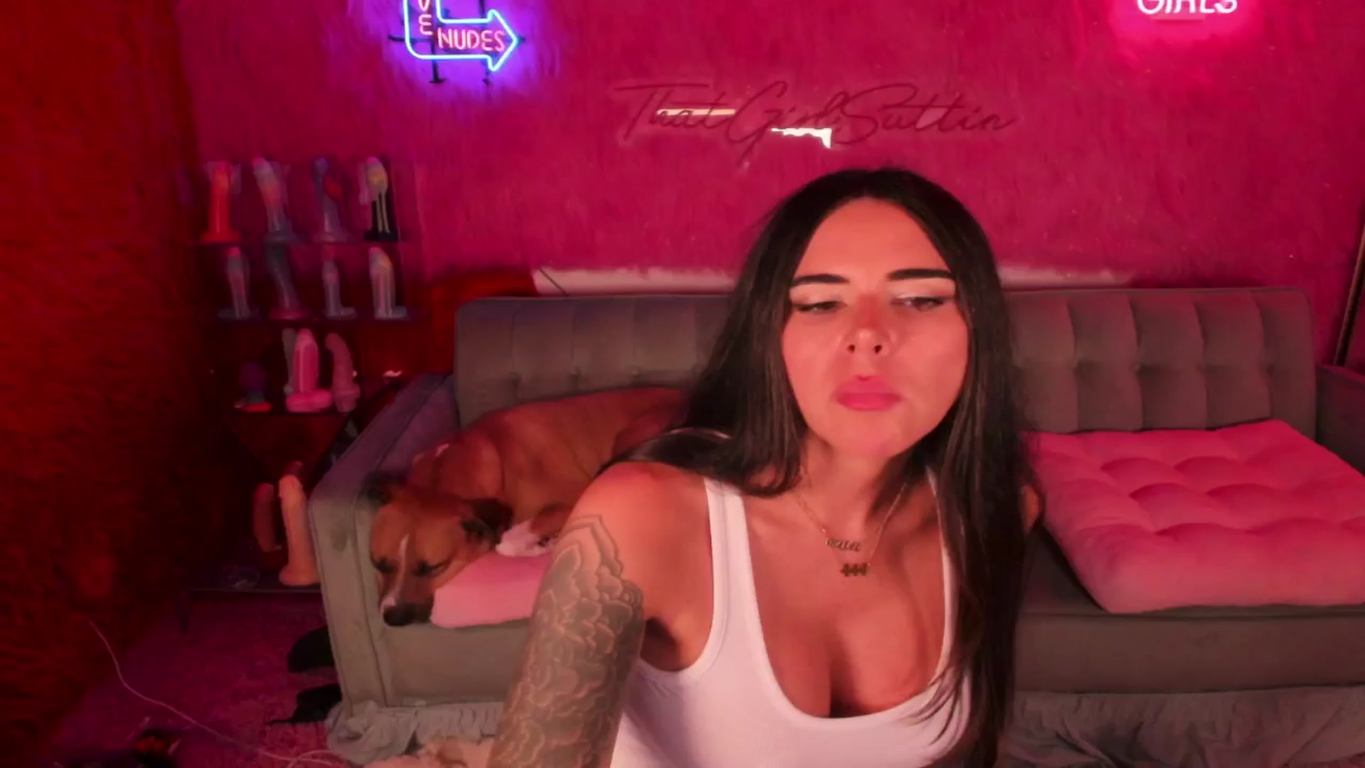 Gallery image thumbnail from thatgrlsuttin's myfreecams stream on, 07/28/2024, 06:32 image 17 of 20