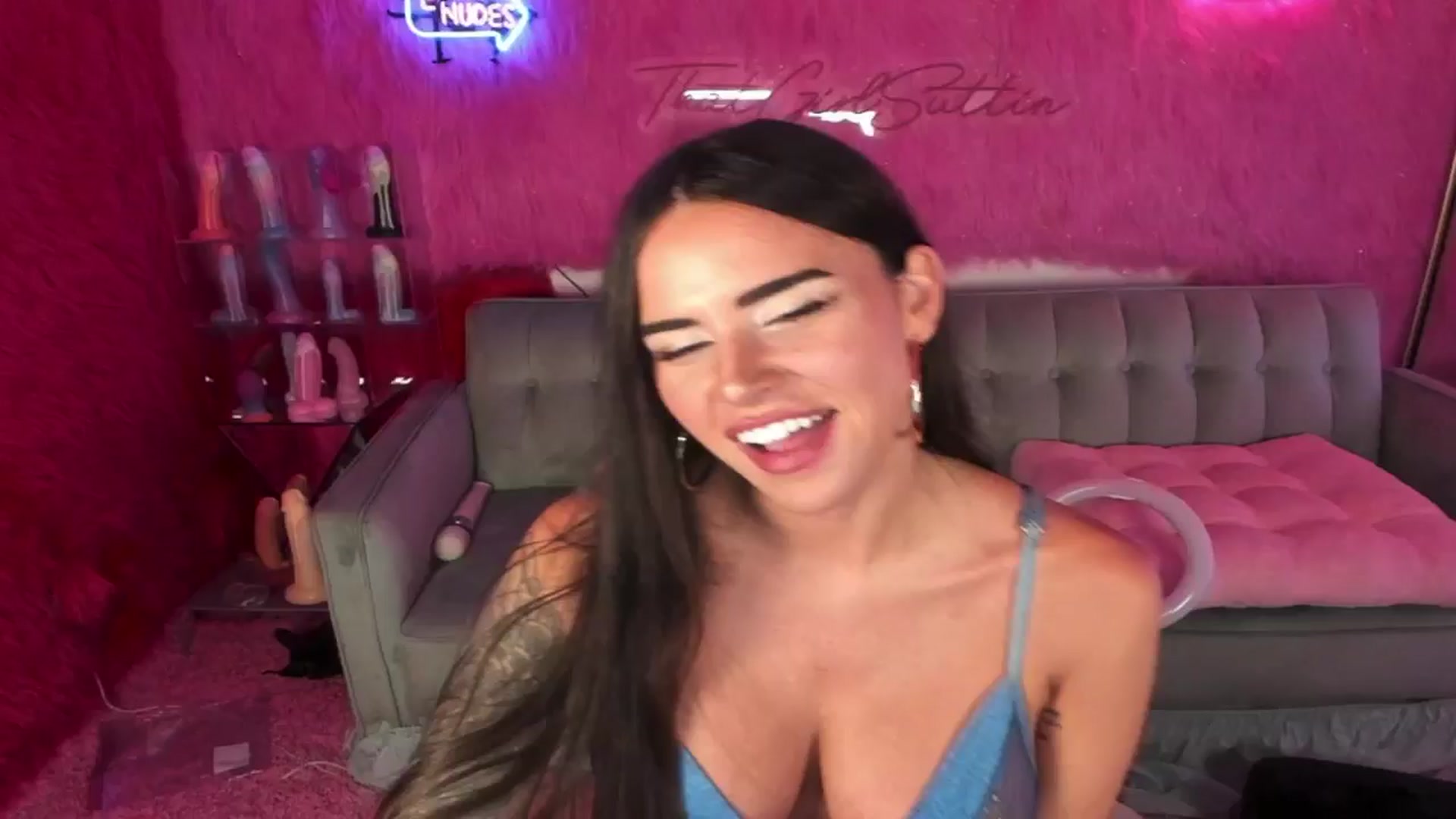 Gallery image thumbnail from thatgrlsuttin's myfreecams stream on, 07/30/2024, 01:32 image 9 of 20