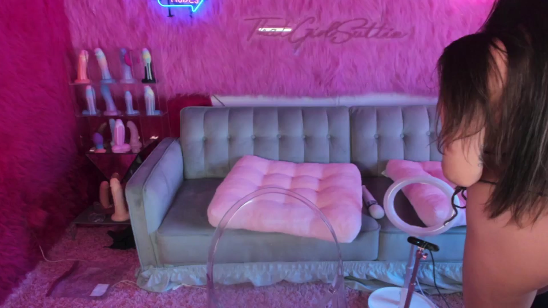 Gallery image thumbnail from thatgrlsuttin's myfreecams stream on, 07/31/2024, 02:35 image 1 of 20
