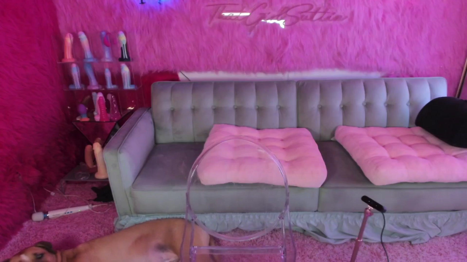 Gallery image thumbnail from thatgrlsuttin's myfreecams stream on, 08/03/2024, 22:21 image 20 of 20