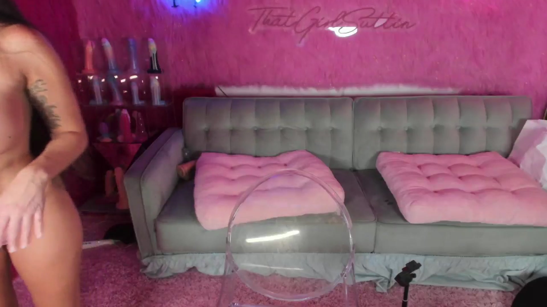 Gallery image thumbnail from thatgrlsuttin's myfreecams stream on, 08/13/2024, 06:58 image 17 of 20