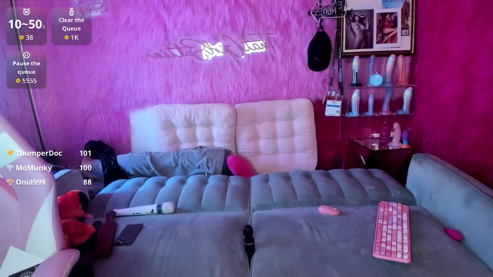 Gallery image thumbnail from thatgrlsuttin's myfreecams stream on, 02/17/2026, 23:22 image 16 of 20