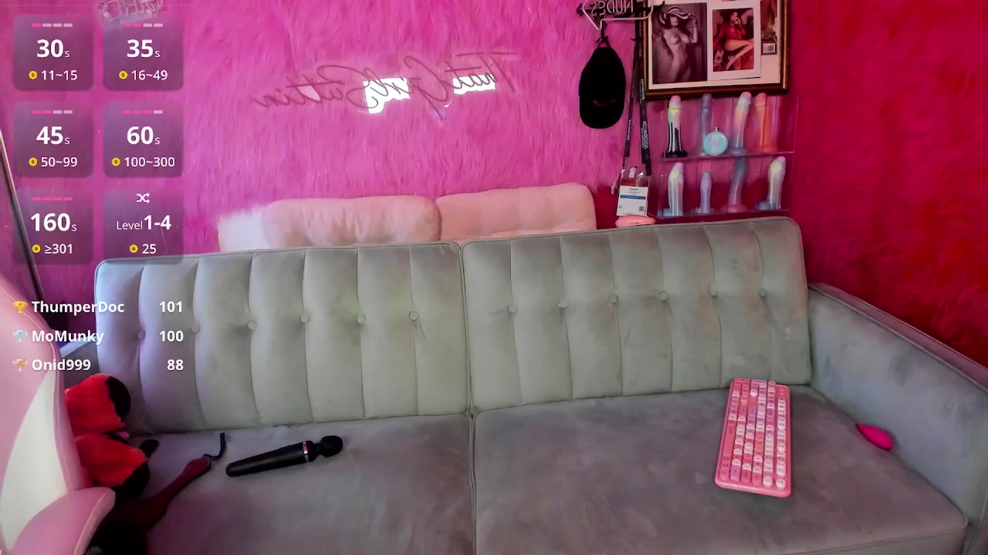 Gallery image thumbnail from thatgrlsuttin's myfreecams stream on, 02/18/2026, 24:02 image 16 of 20