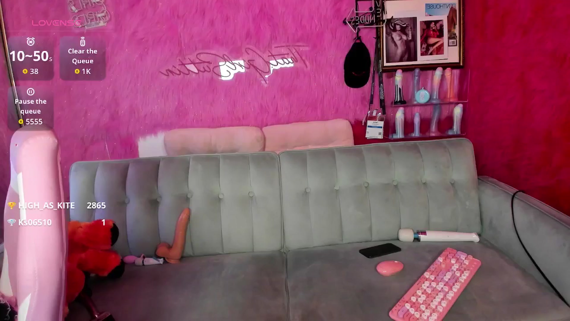 Gallery image thumbnail from thatgrlsuttin's myfreecams stream on, 03/06/2026, 01:37 image 5 of 20