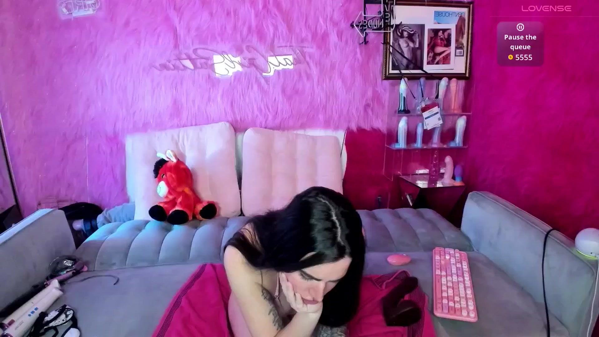 Gallery image thumbnail from thatgrlsuttin's myfreecams stream on, 03/15/2026, 22:34 image 13 of 20