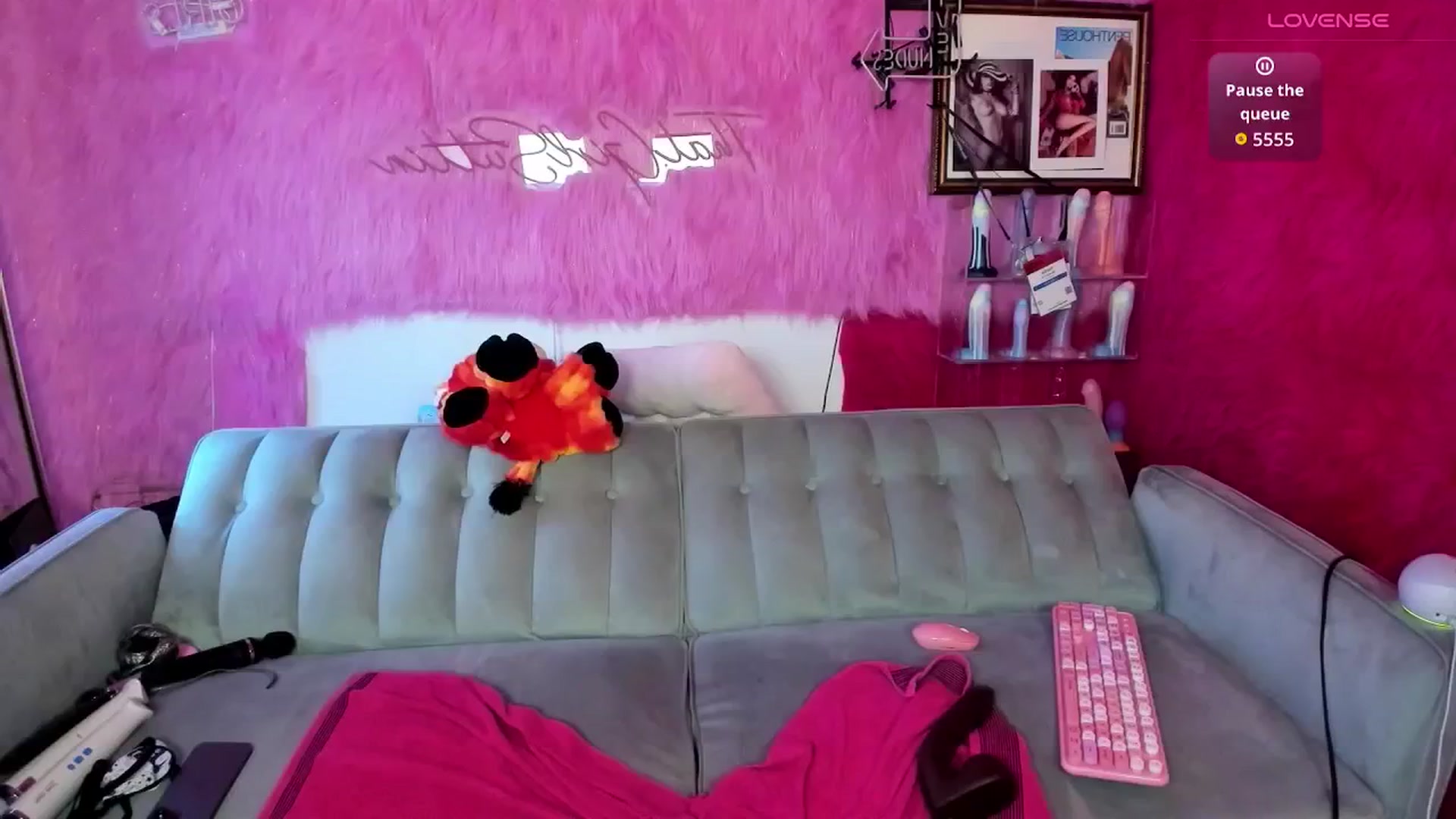 Gallery image thumbnail from thatgrlsuttin's myfreecams stream on, 03/16/2026, 01:07 image 12 of 20