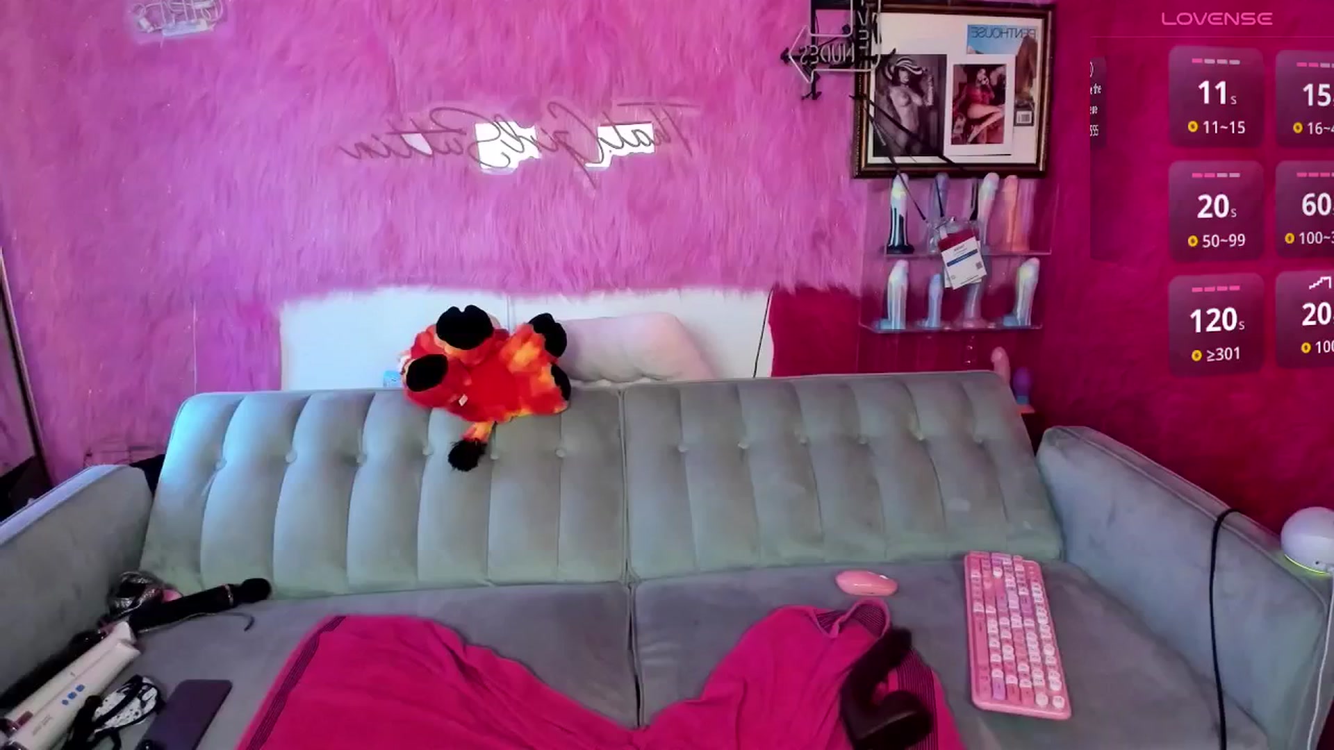 Gallery image thumbnail from thatgrlsuttin's myfreecams stream on, 03/16/2026, 01:07 image 13 of 20