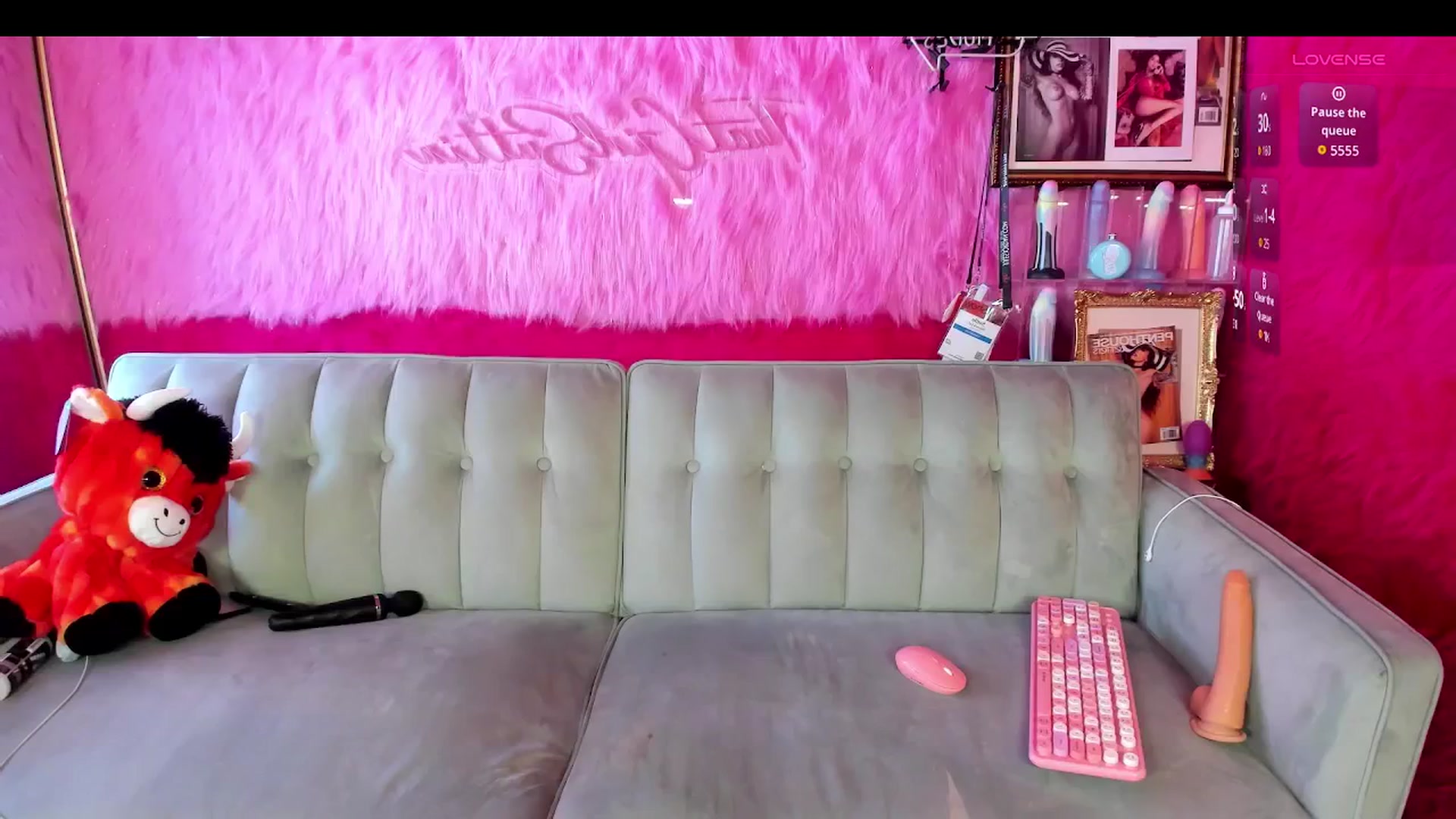 Gallery image thumbnail from thatgrlsuttin's myfreecams stream on, 03/20/2026, 22:39 image 11 of 20