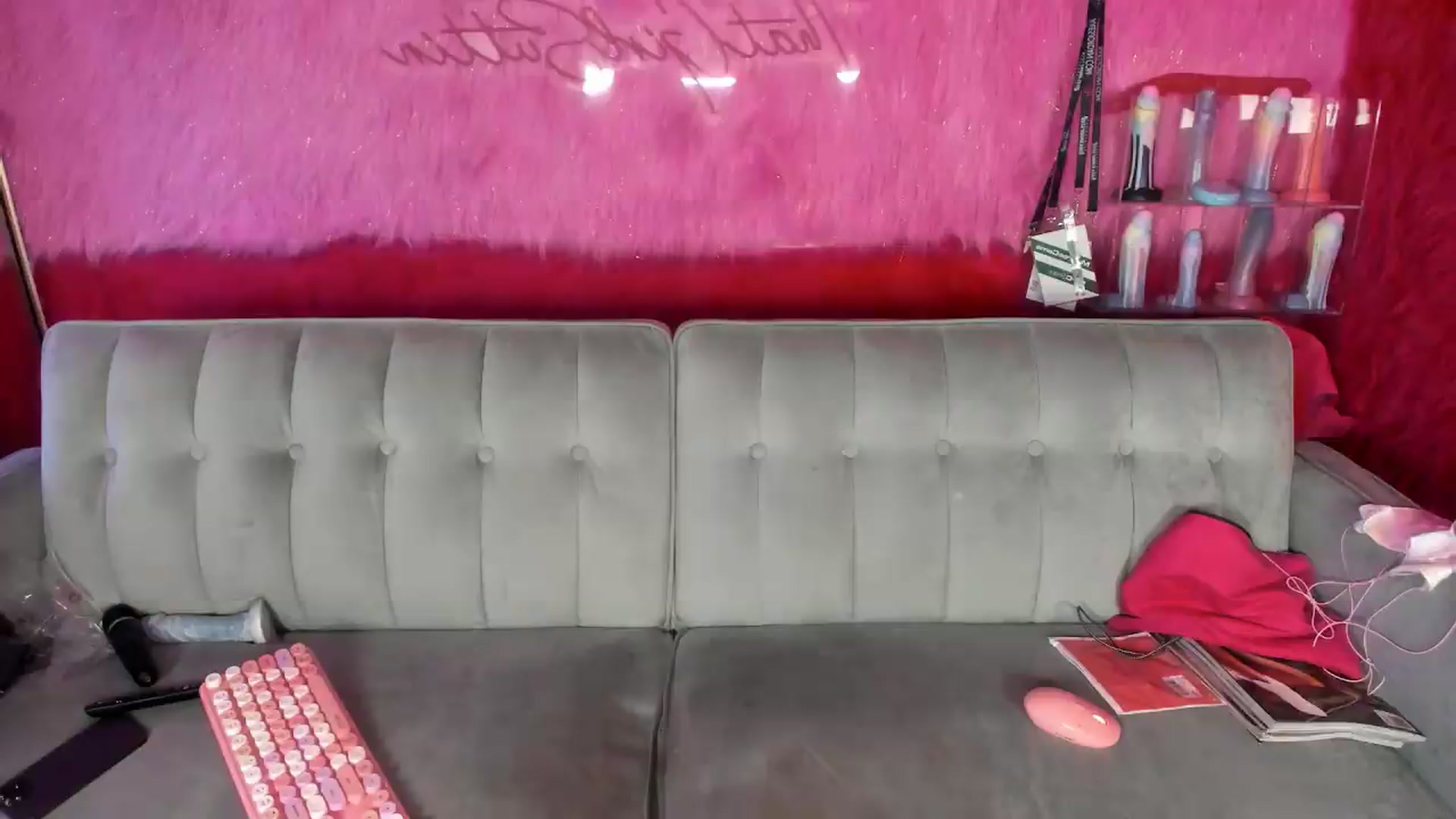 Gallery image thumbnail from thatgrlsuttin's myfreecams stream on, 08/17/2026, 01:54 image 4 of 20